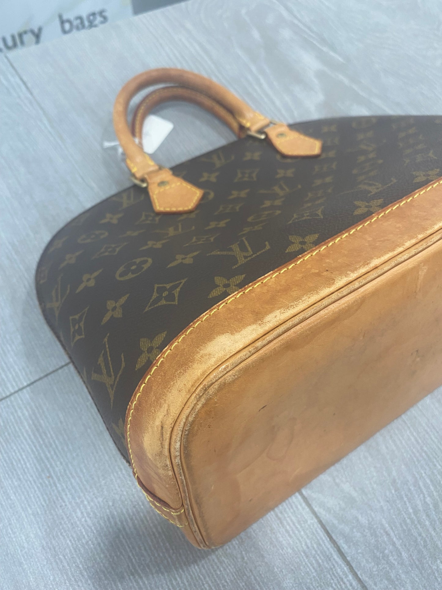 Louis Vuitton Alma PM