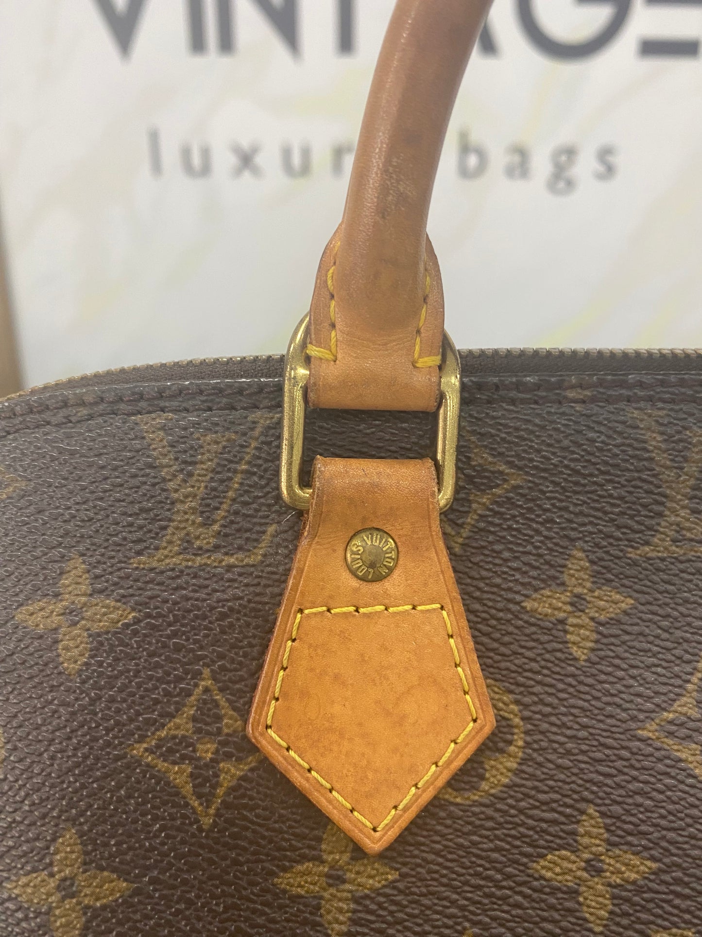Louis Vuitton Alma PM
