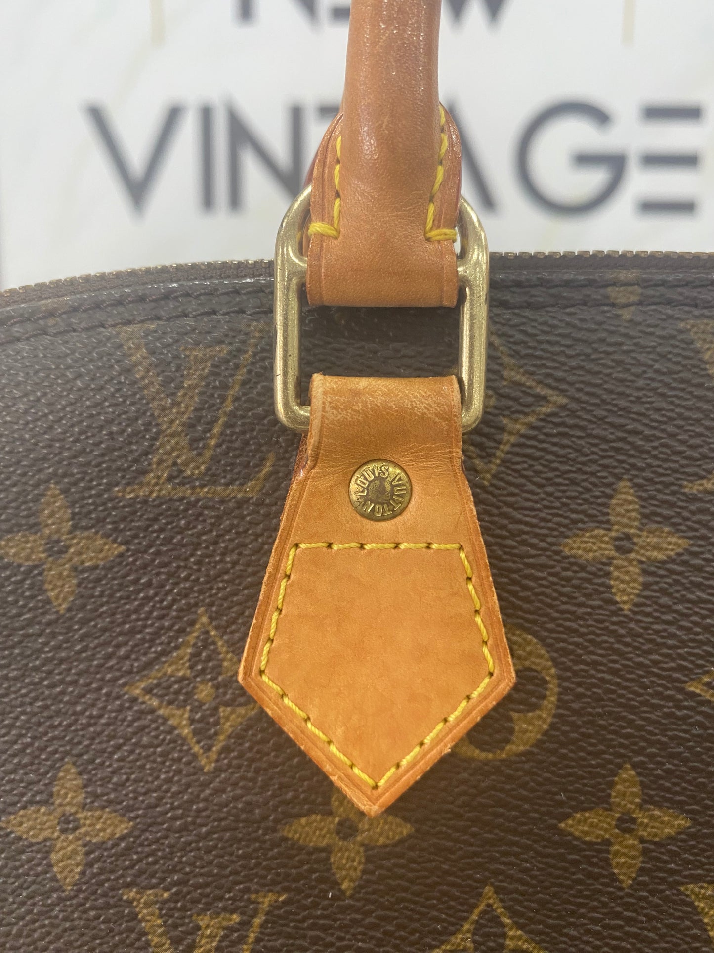 Louis Vuitton Alma PM