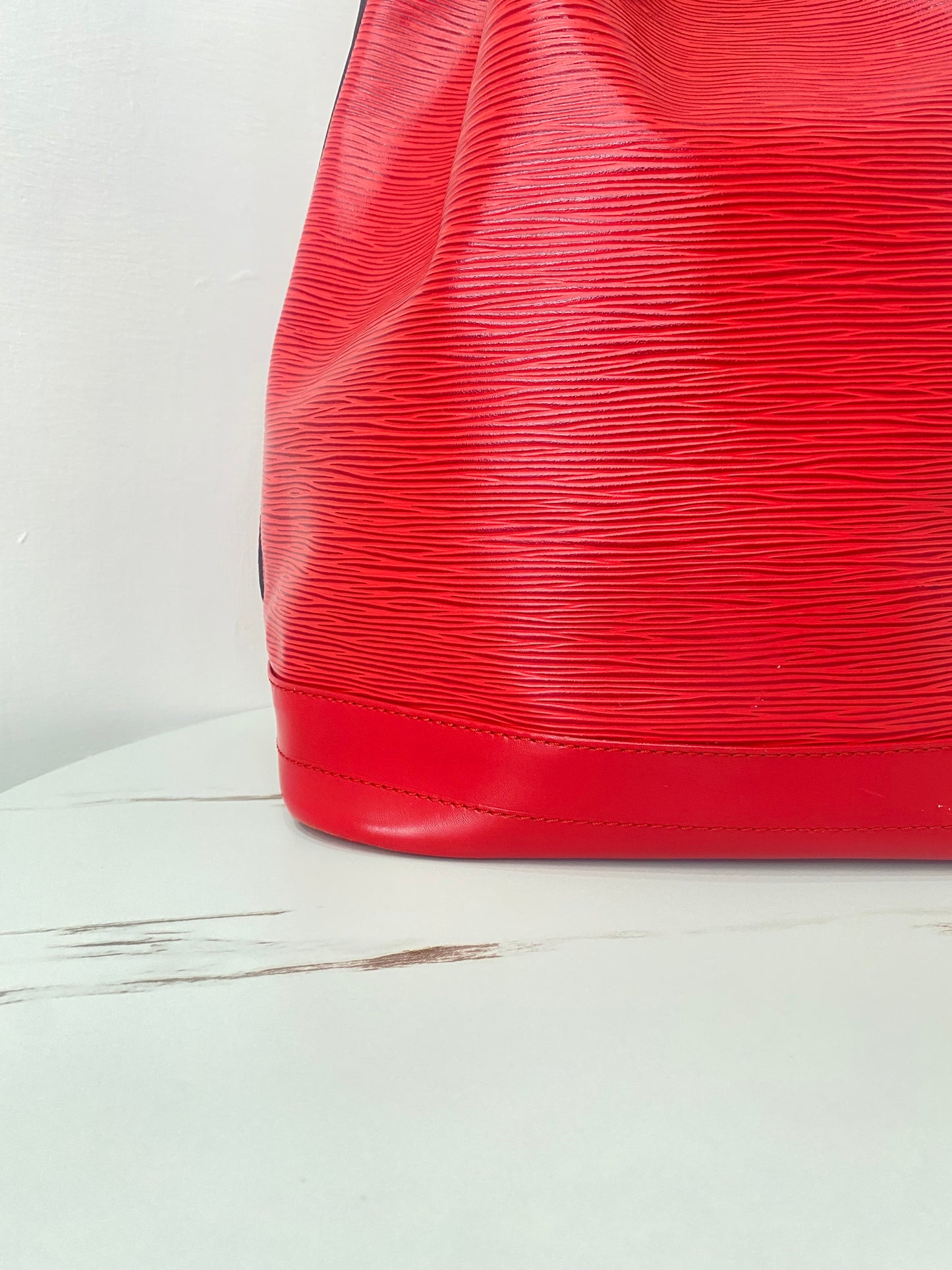 Louis Vuitton Noé Epi Rosso