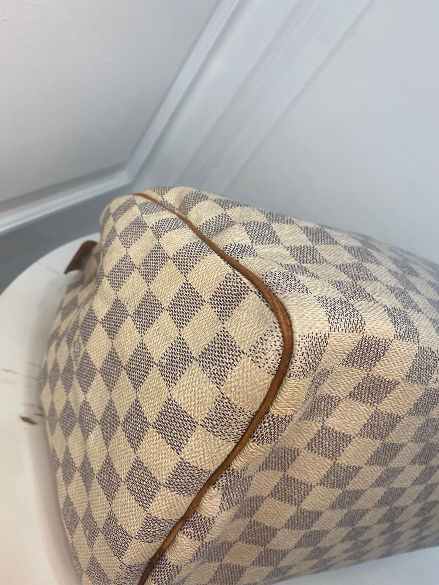 Louis Vuitton Speedy 35