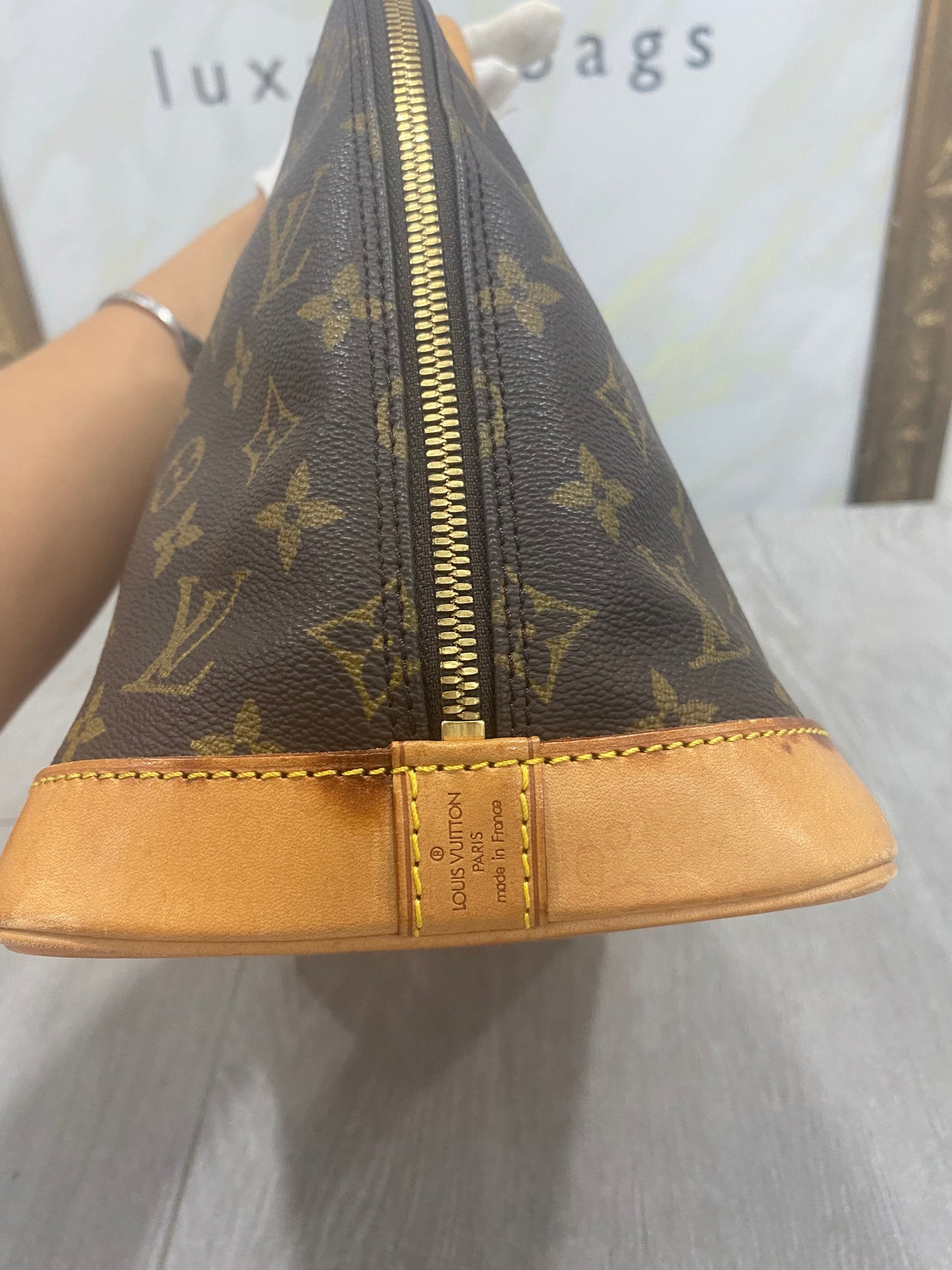 Louis Vuitton Alma PM