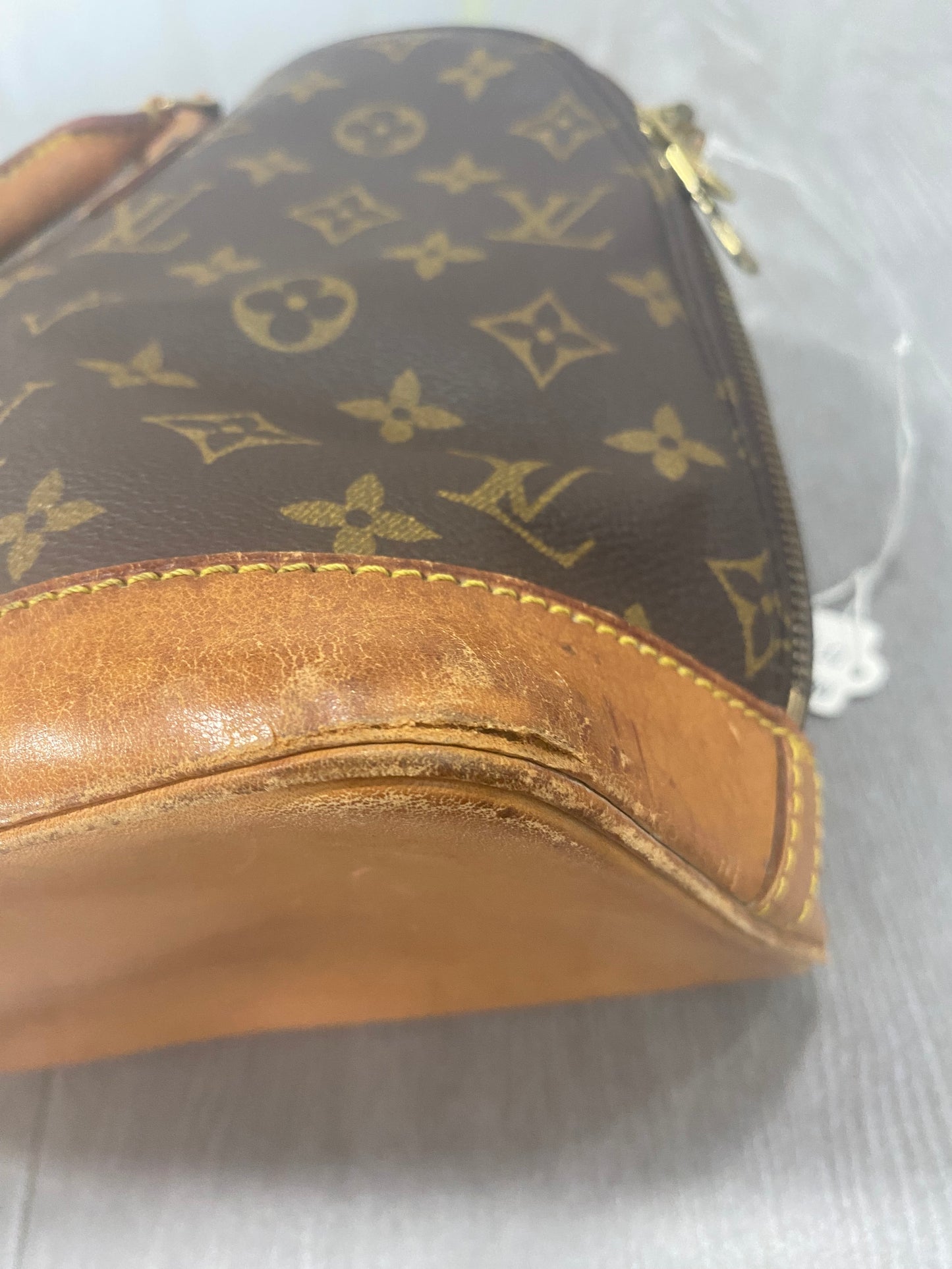 Louis Vuitton Alma PM
