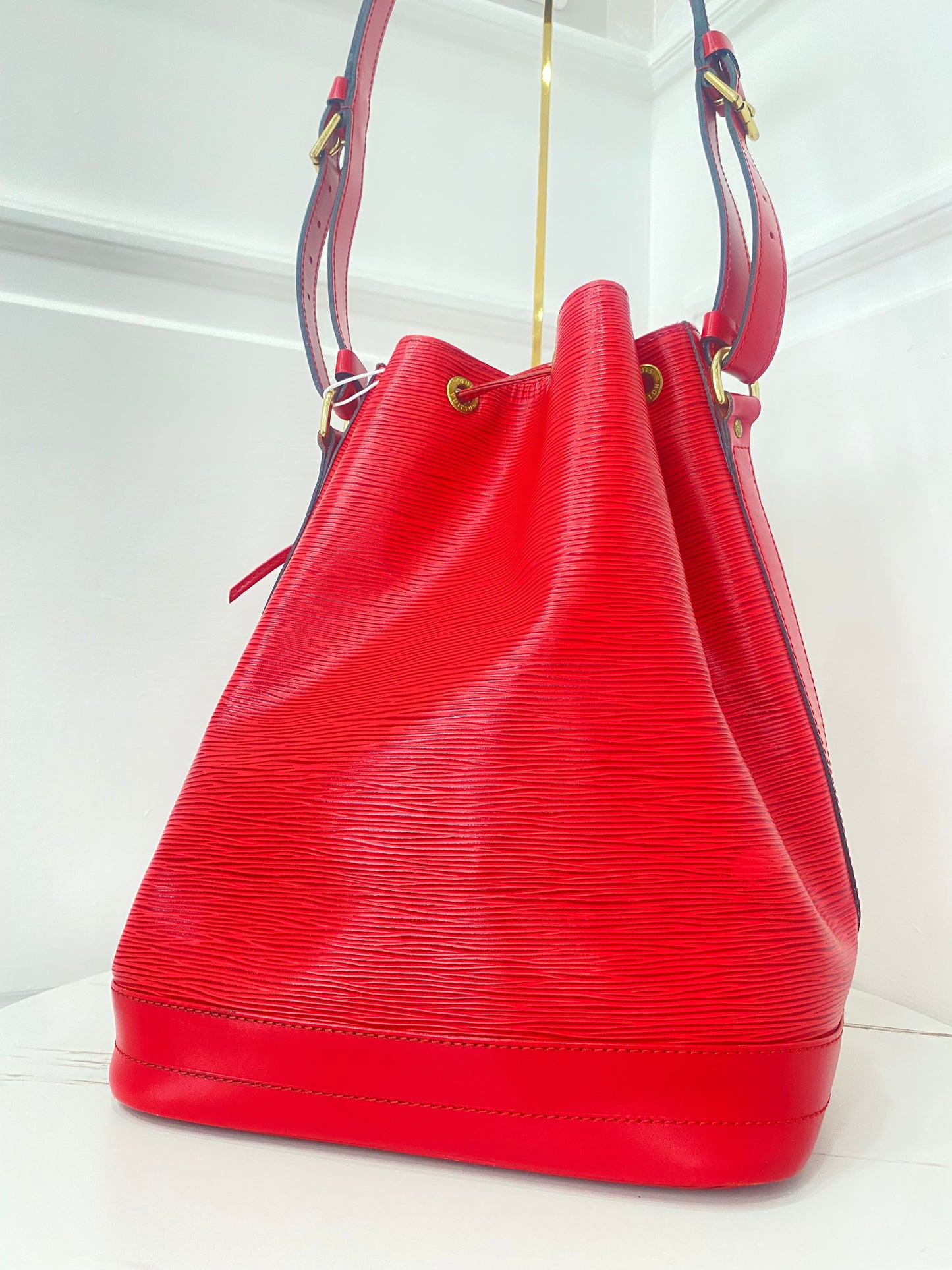 Louis Vuitton Noé Epi Rosso