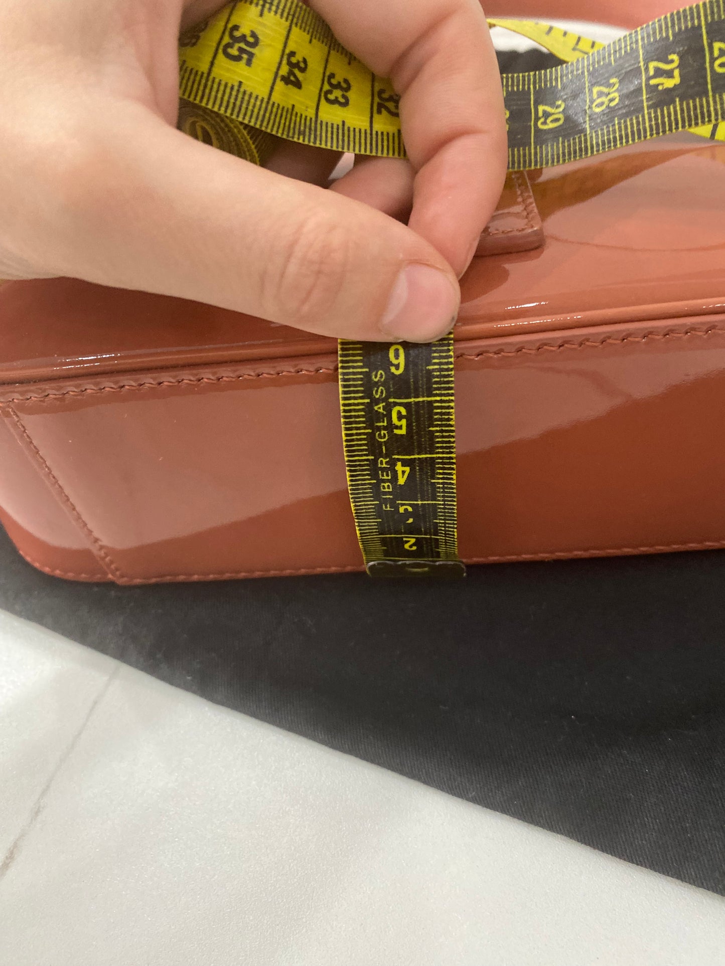 Borsa Saint Laurent Le 5 à 7 YSL