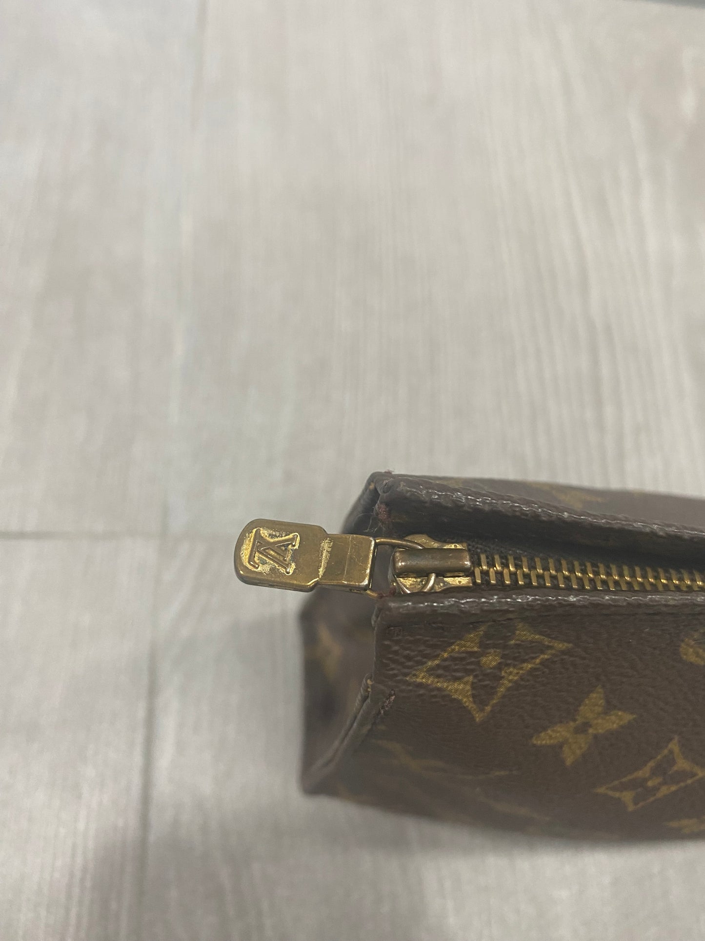 Pochette Louis Vuitton 19cm