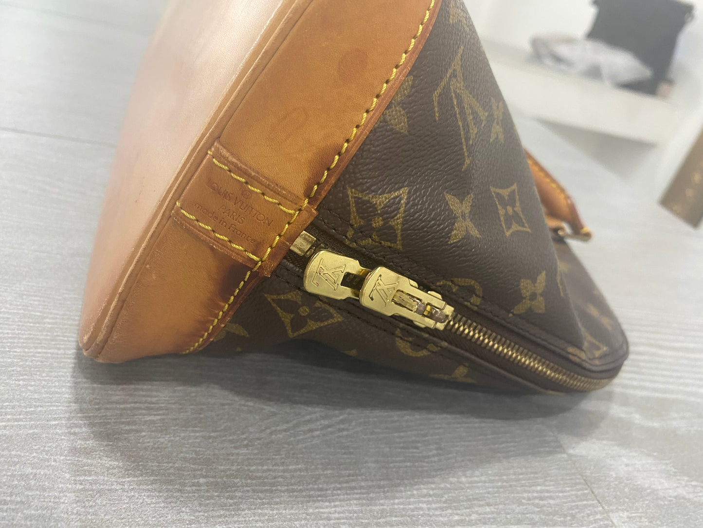 Louis Vuitton Alma PM