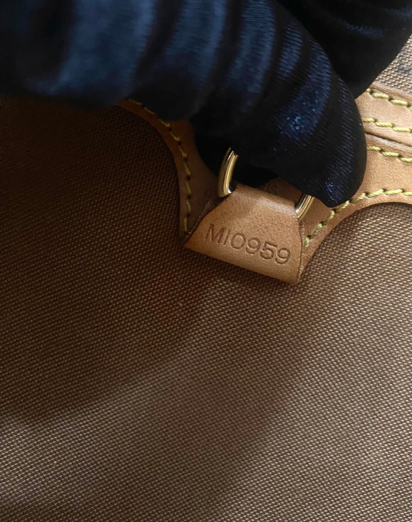 Louis Vuitton Ellipse MM
