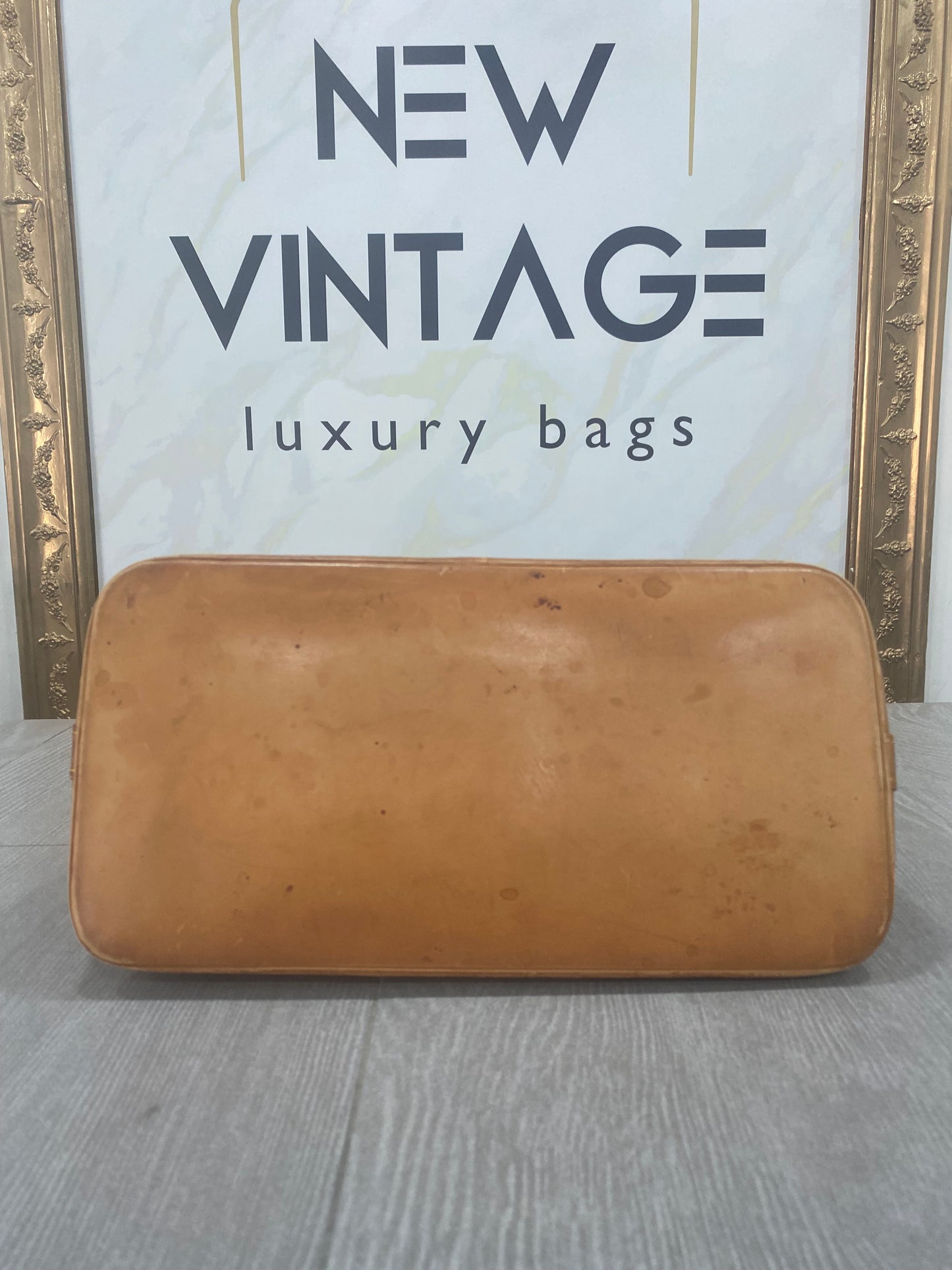 Louis Vuitton Alma PM