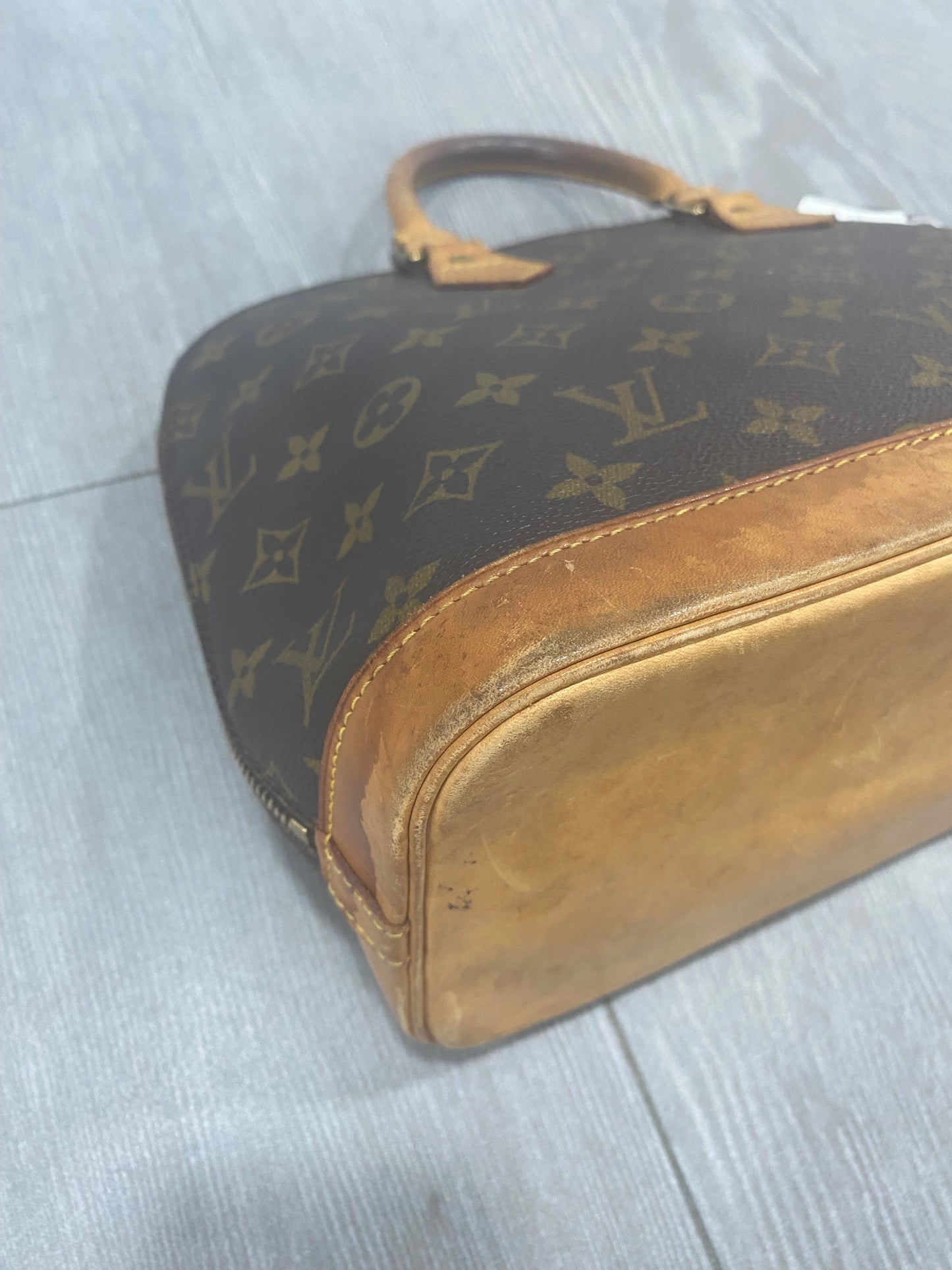 Louis Vuitton Alma PM