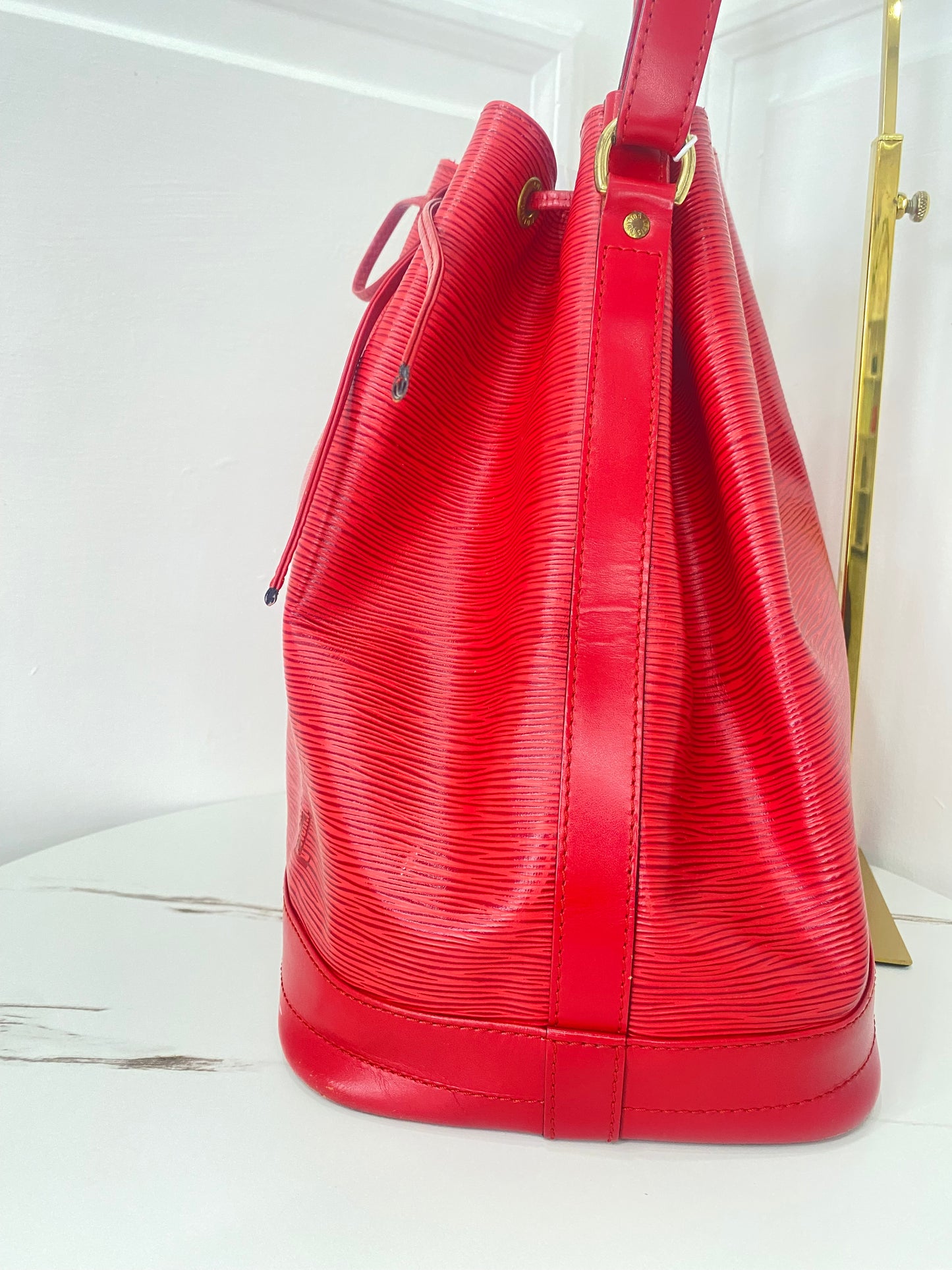 Louis Vuitton Noé Epi Rosso