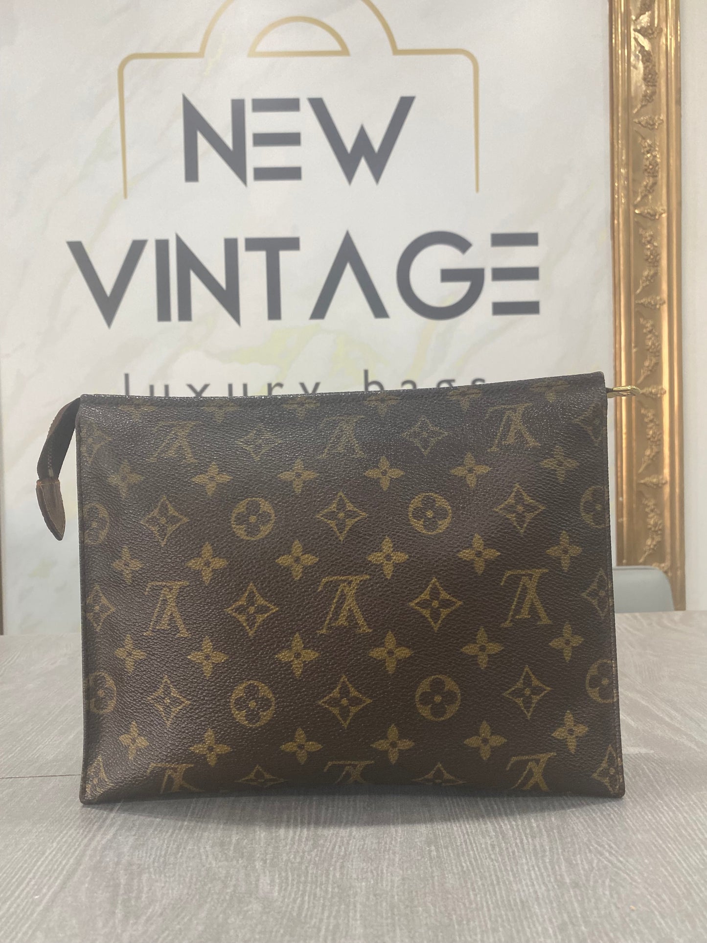 Pochette Louis Vuitton 24cm