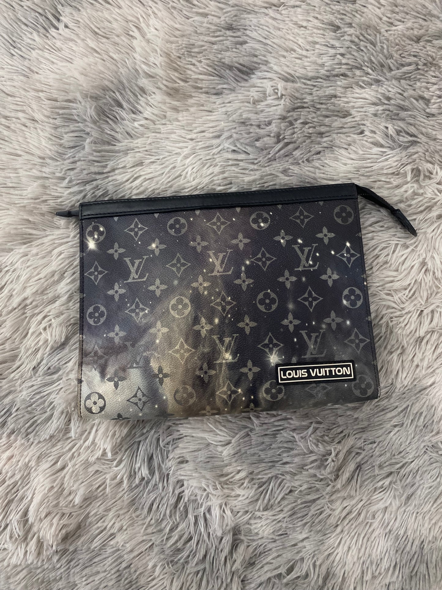 Pochette Louis Vuitton Voyage MM