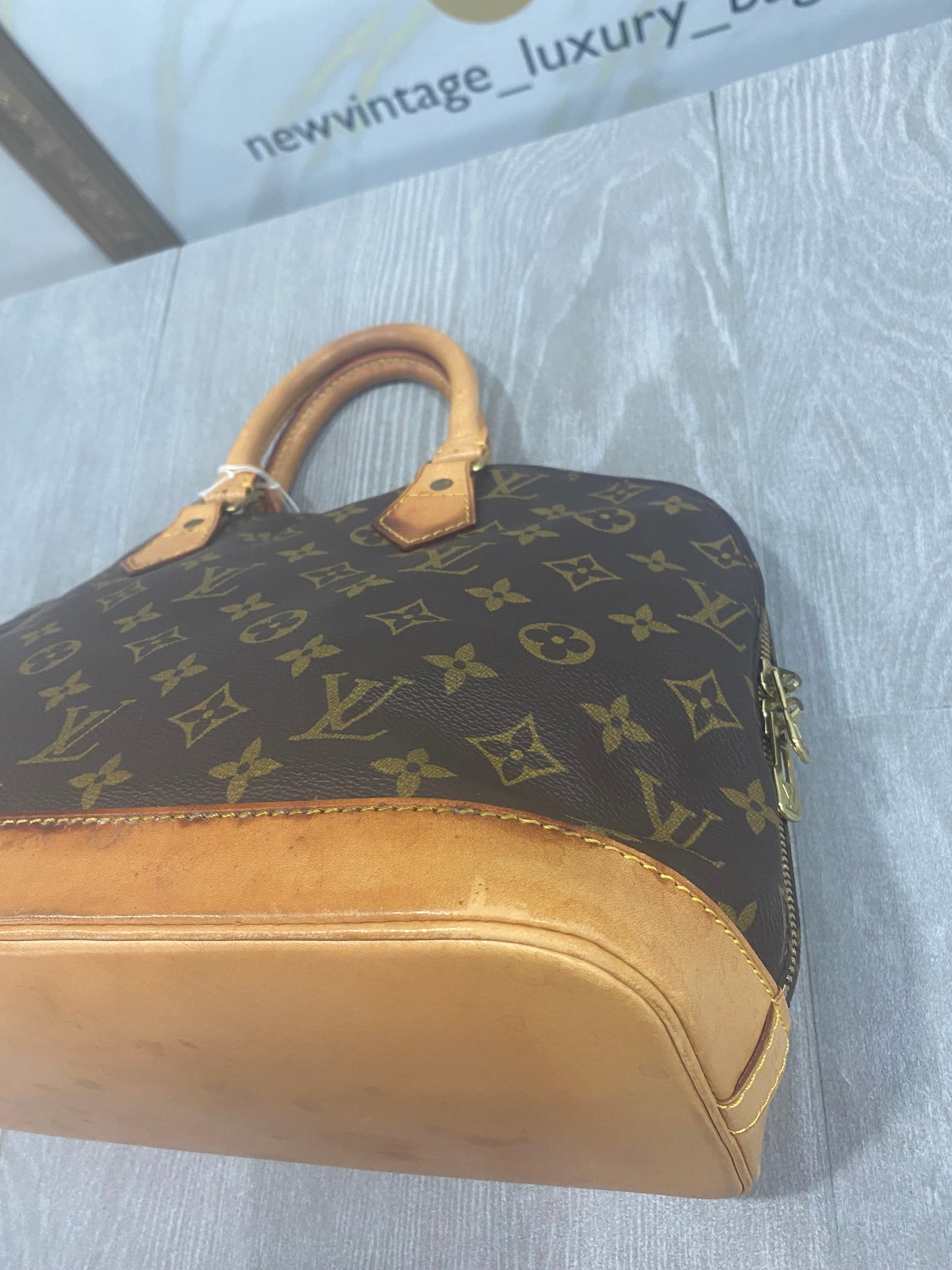 Louis Vuitton Alma PM
