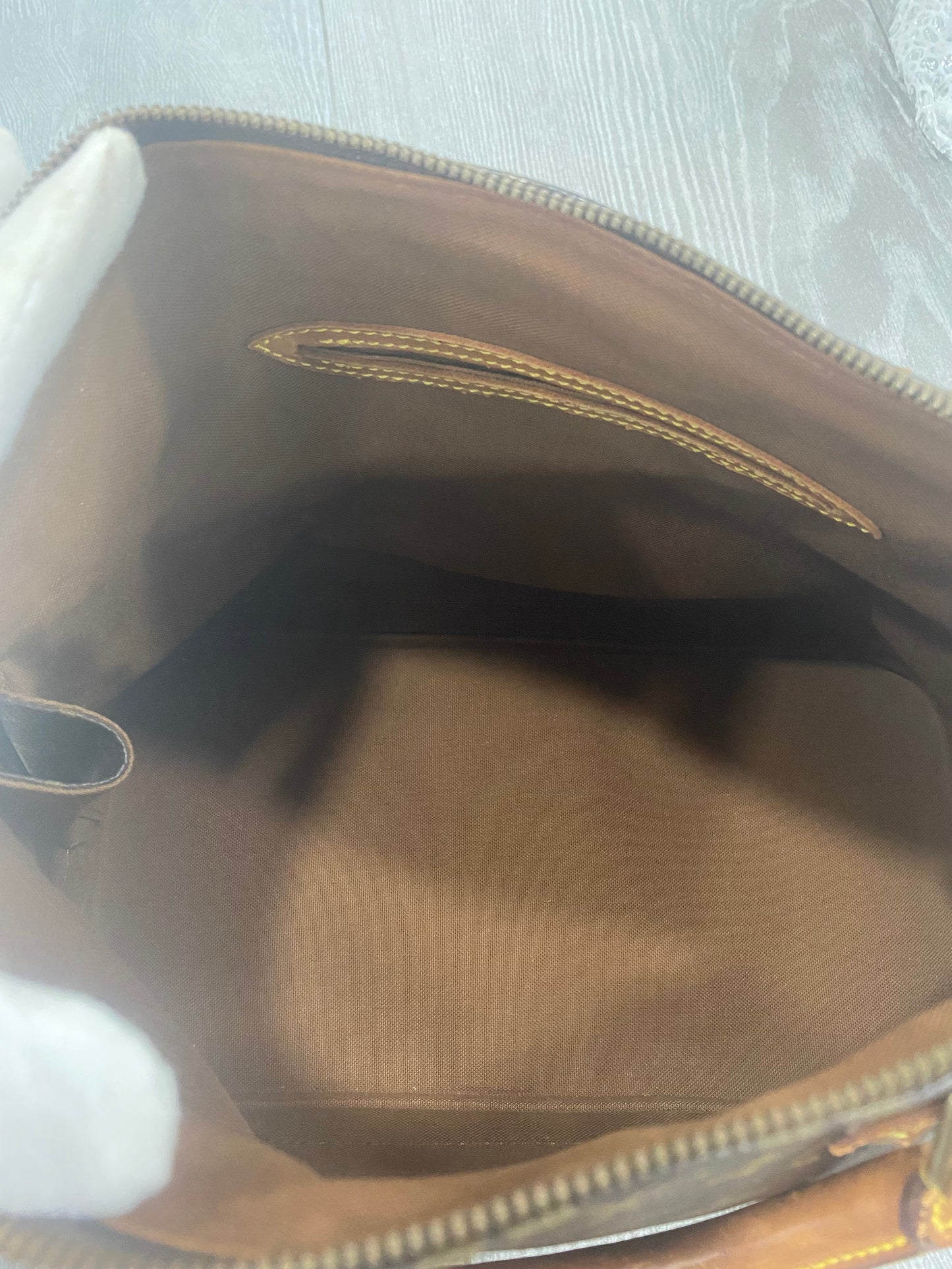 Louis Vuitton Alma PM