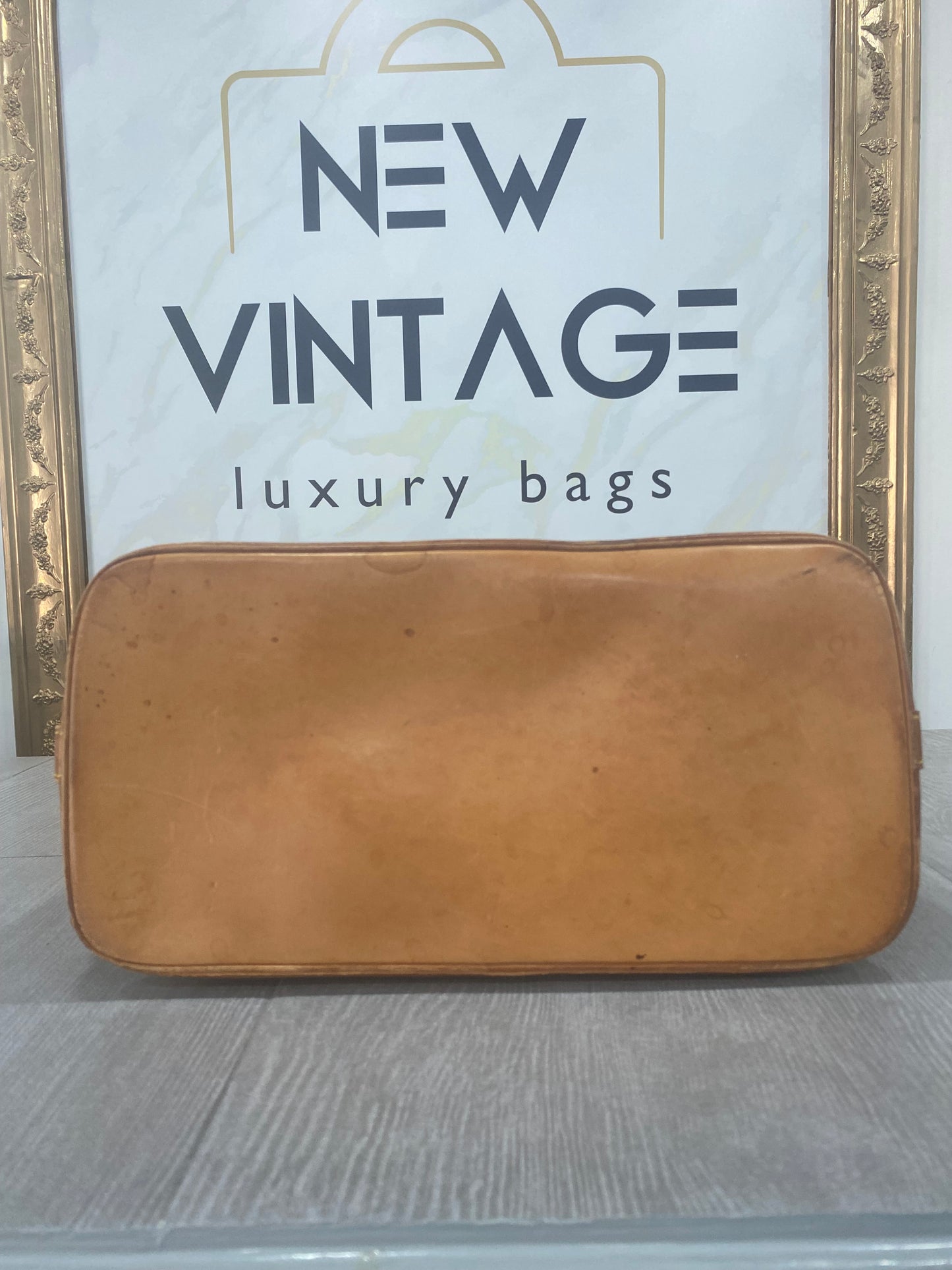 Louis Vuitton Alma PM