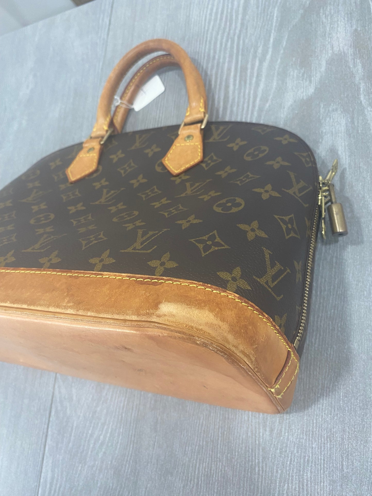Louis Vuitton Alma PM