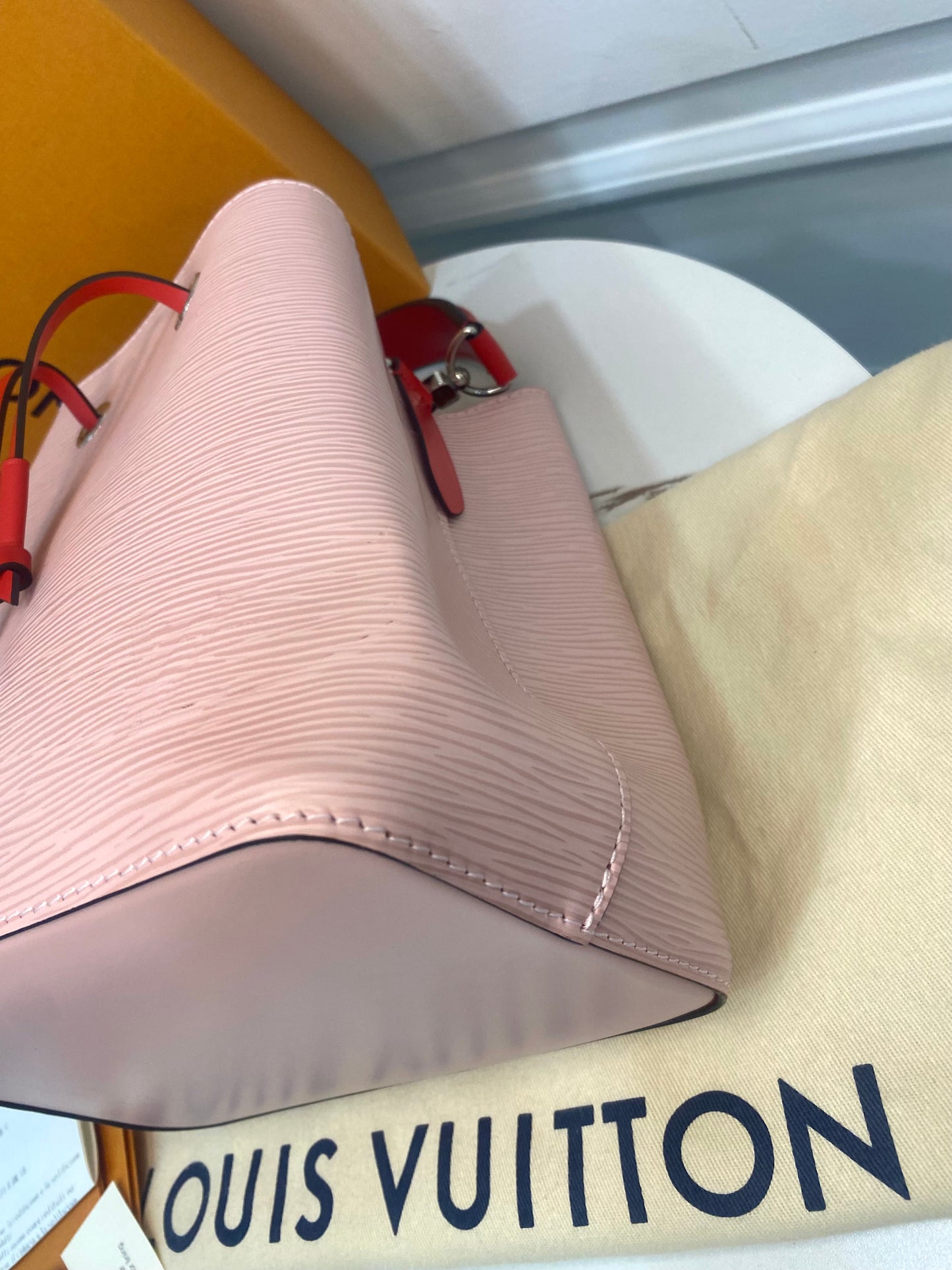 Louis Vuitton Secchiello Noé BB Epi