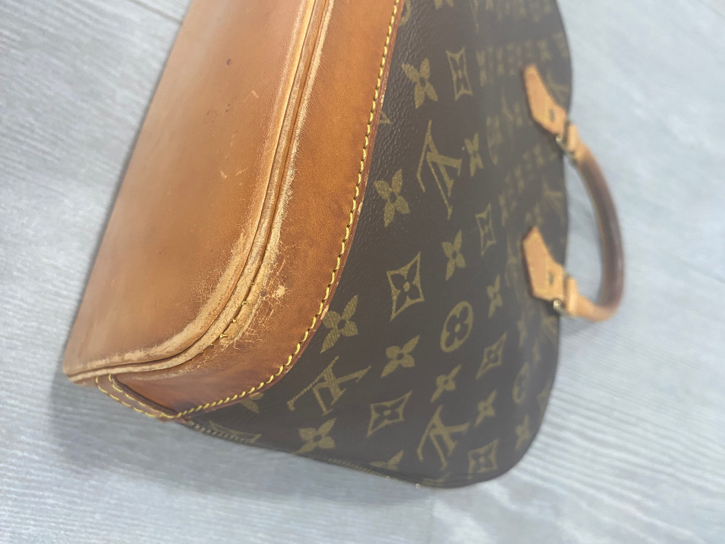 Louis Vuitton Alma PM