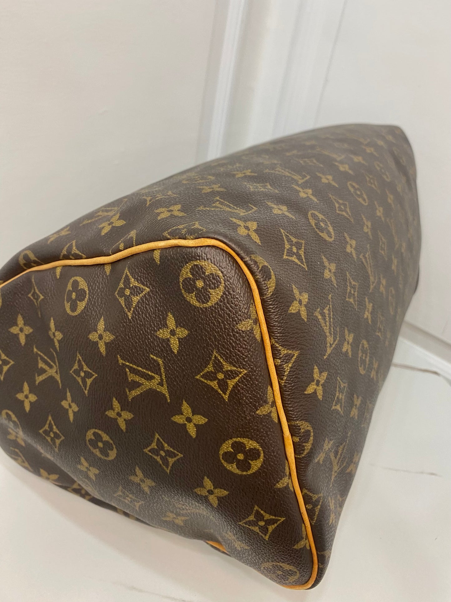 Louis Vuitton Speedy 40