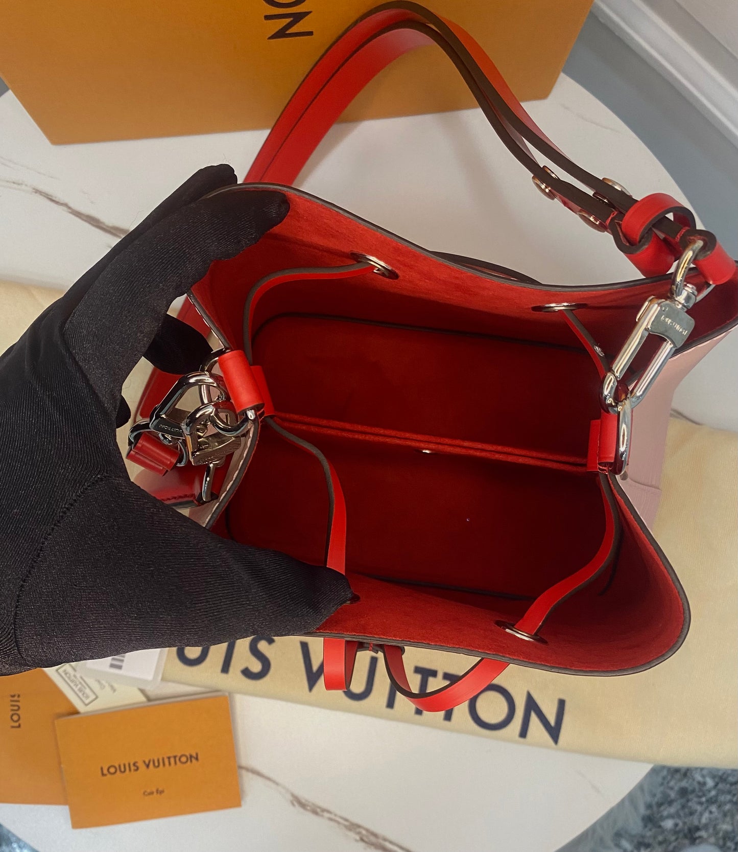 Louis Vuitton Secchiello Noé BB Epi