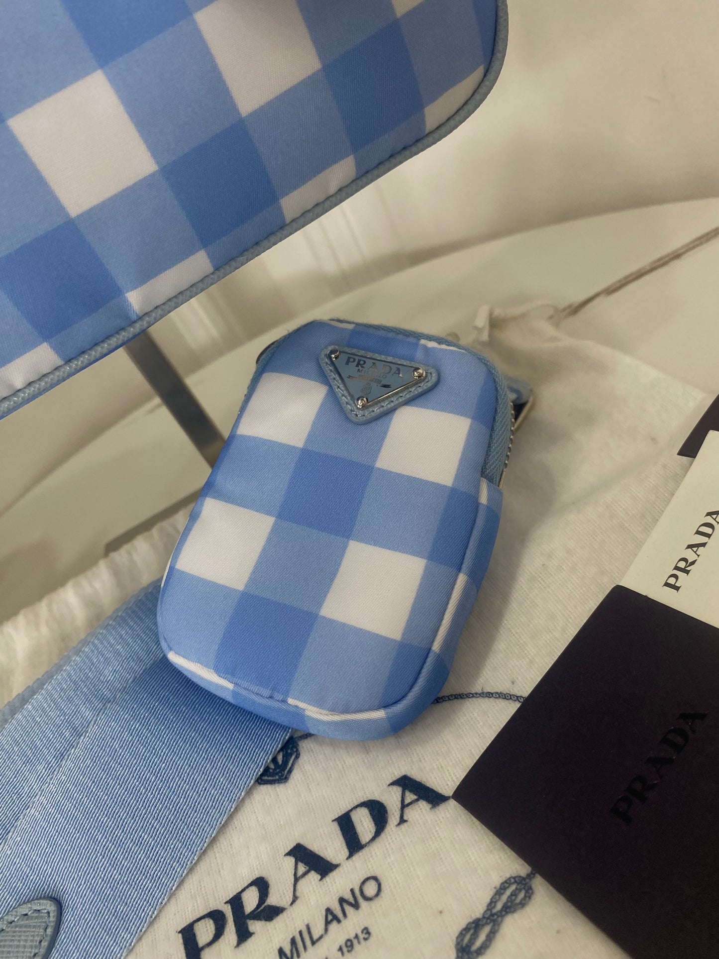 Prada Re-Edition 2005 in Re-Nylon Celeste/Bianca
