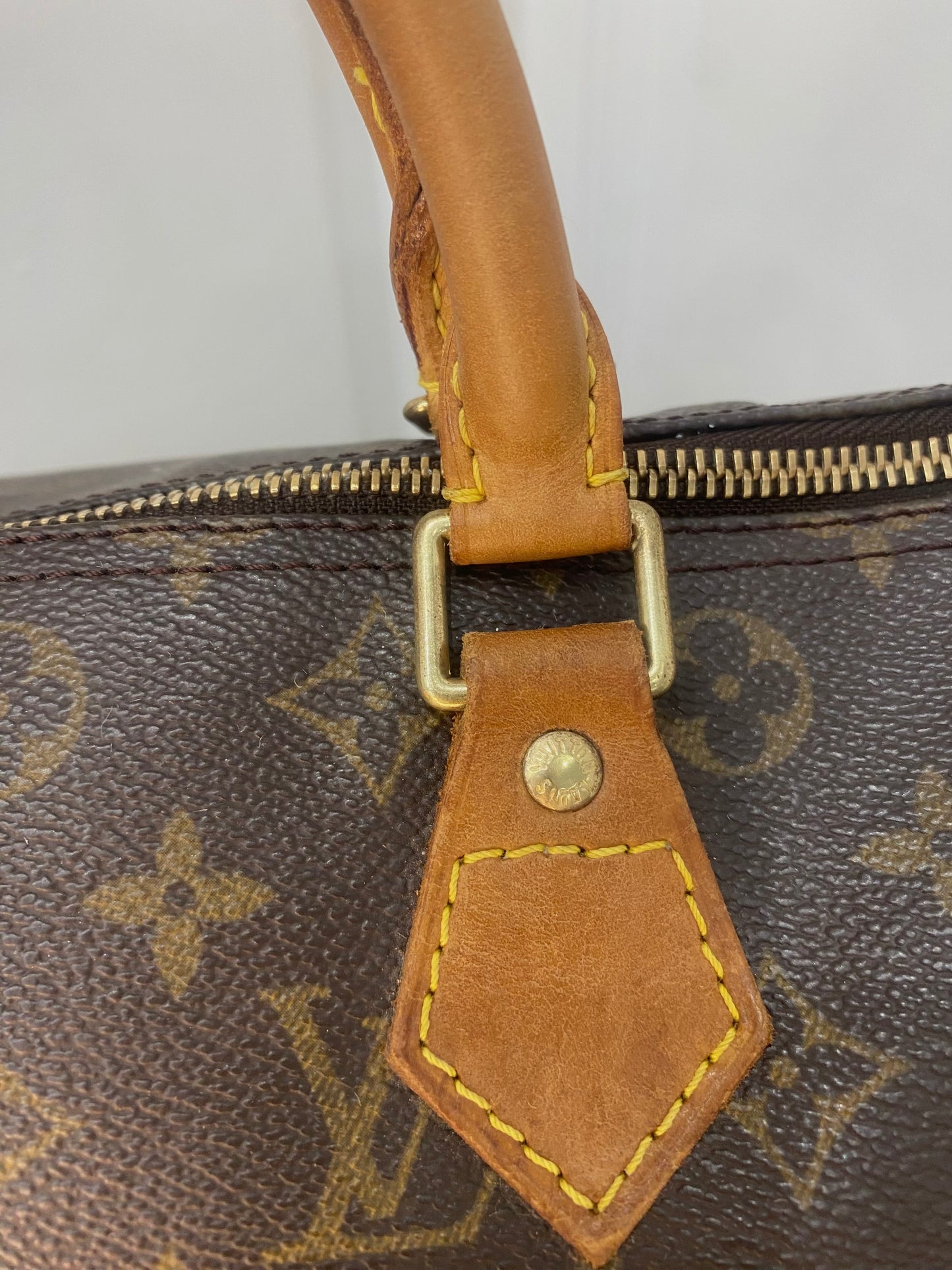Louis Vuitton Speedy 30