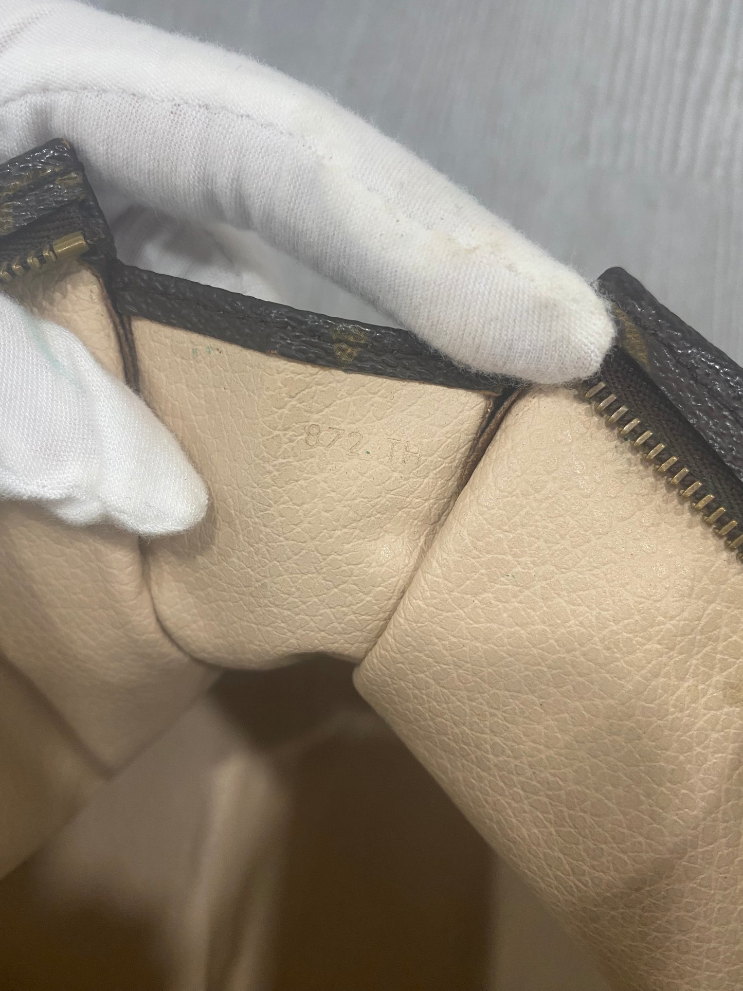 Pochette Louis Vuitton 24cm