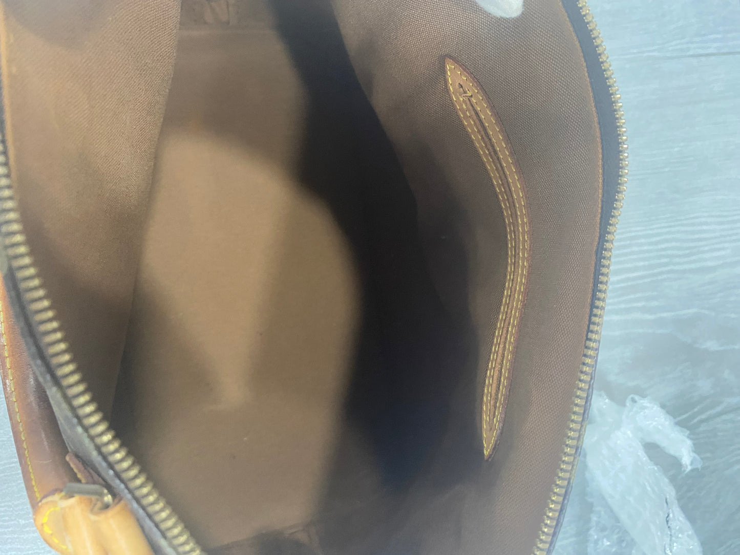 Louis Vuitton Alma PM