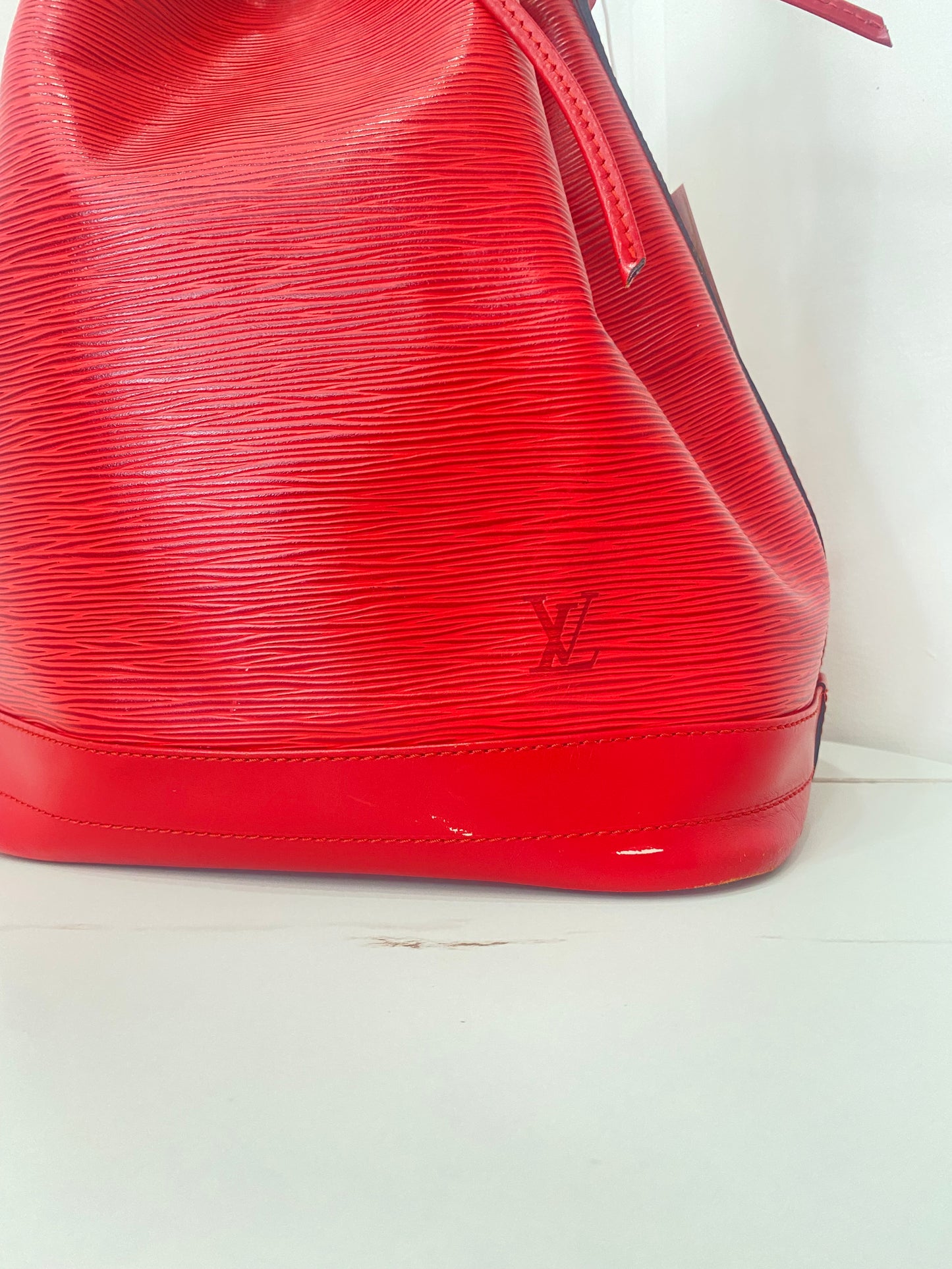 Louis Vuitton Noé Epi Rosso