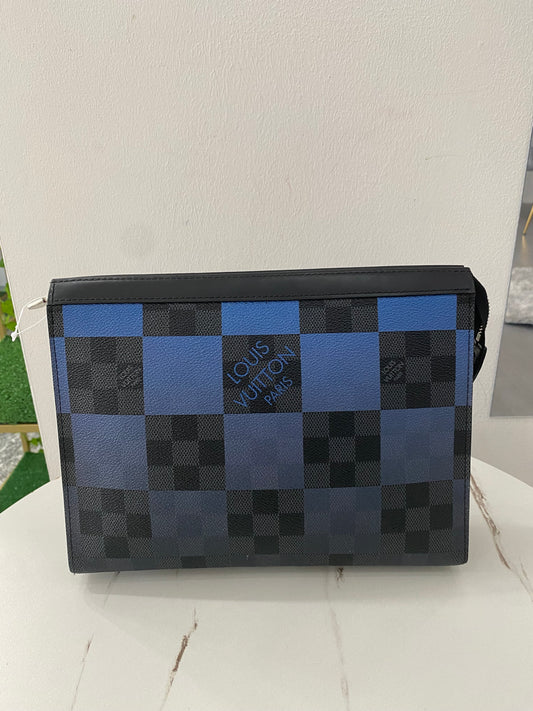 Pochette Louis Vuitton Voyage MM