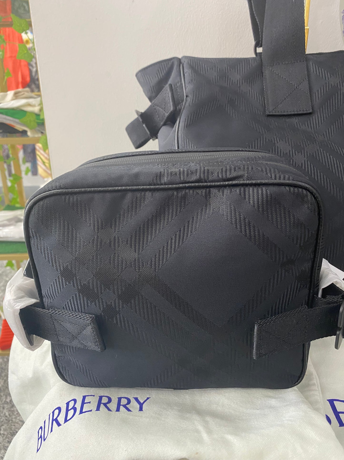 Set Borsa e pochette Burberry