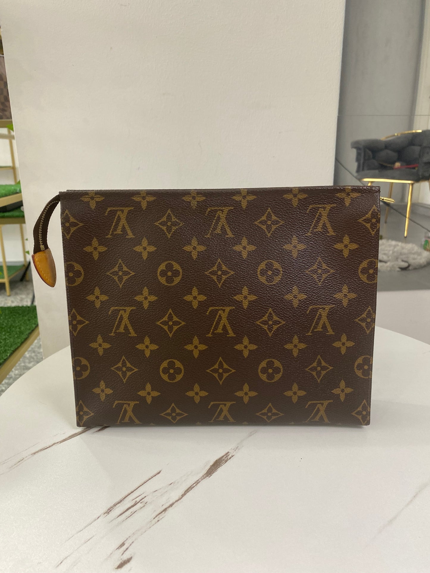 Pochette Louis Vuitton Toilette