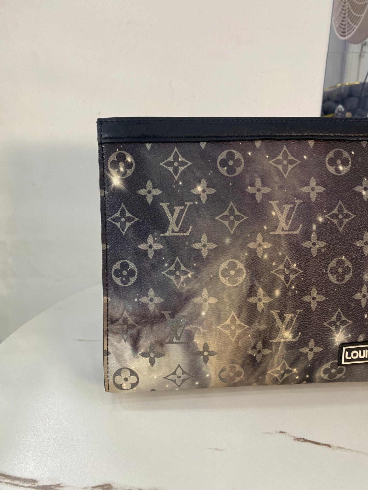 Pochette Louis Vuitton Voyage MM