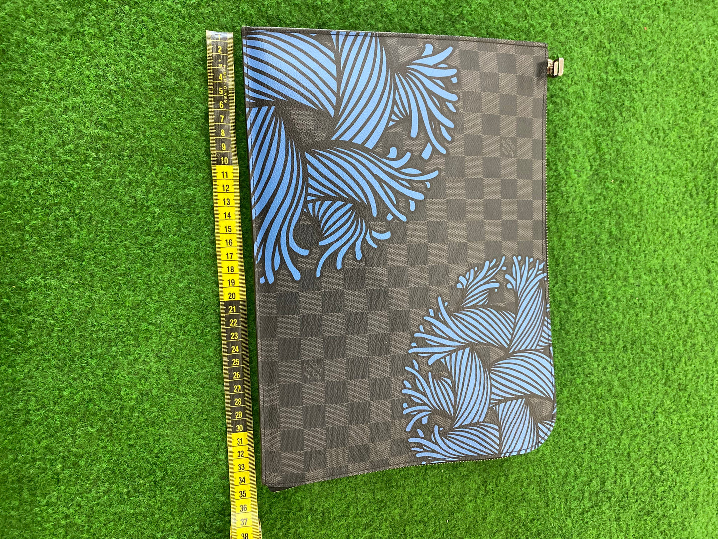 Pochette Louis Vuitton Jour GM