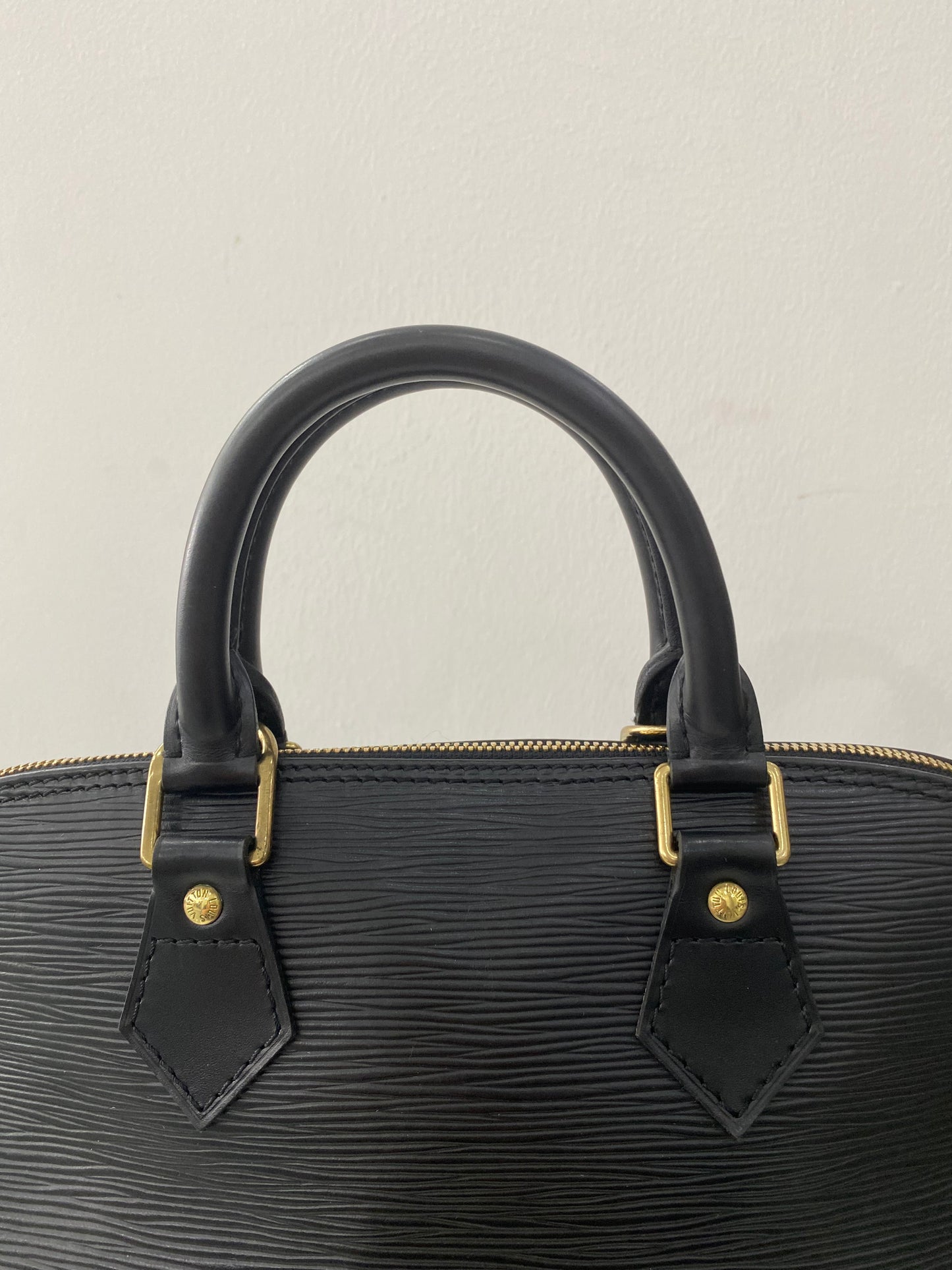 Louis Vuitton Alma PM