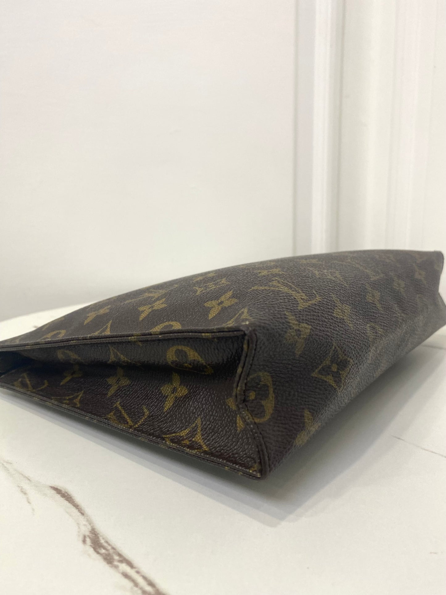 Pochette Louis Vuitton 24cm