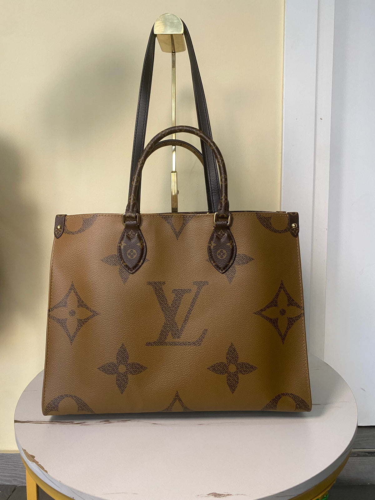 Borsa Louis Vuitton OnTheGo MM