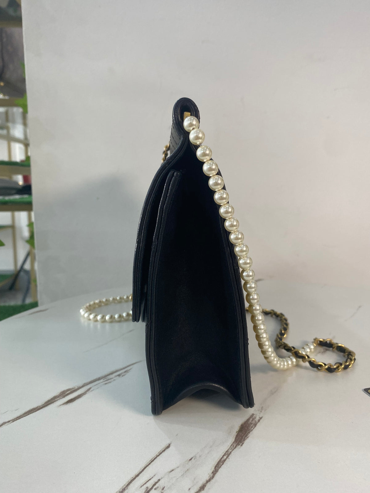 Borsa Chanel Classic Pearl Chain Flap Bag