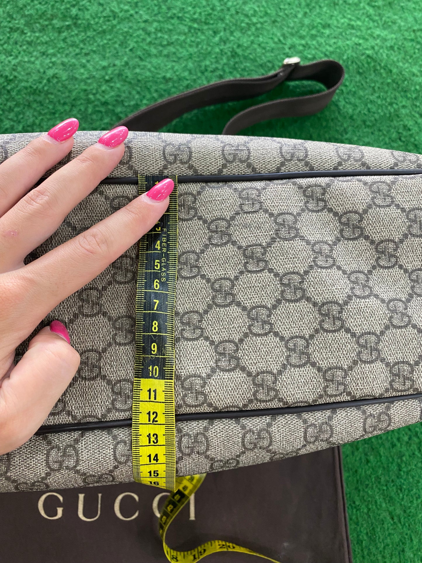 Borsa a tracolla Gucci Messenger GG