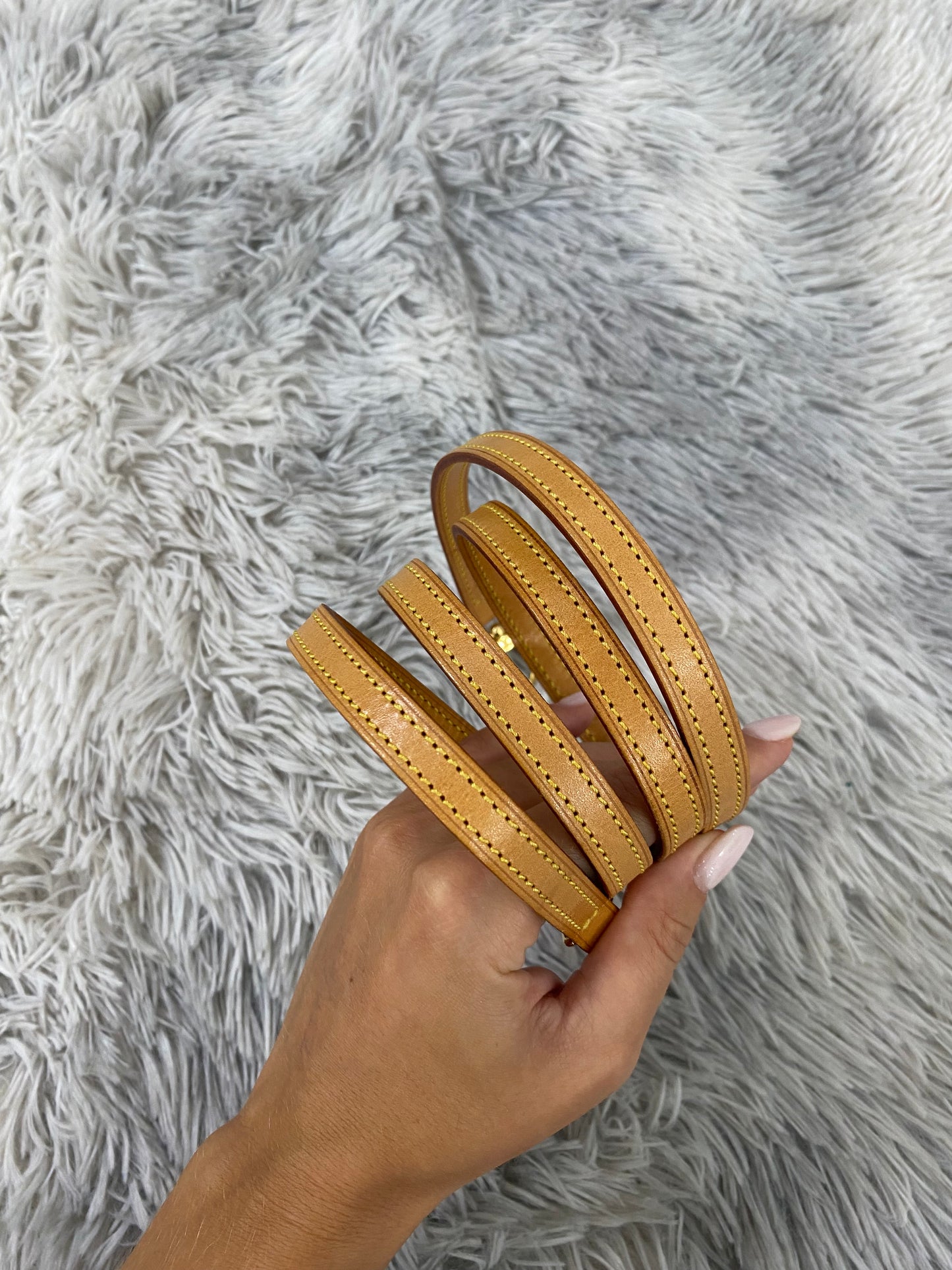 Tracolla Louis Vuitton sottile