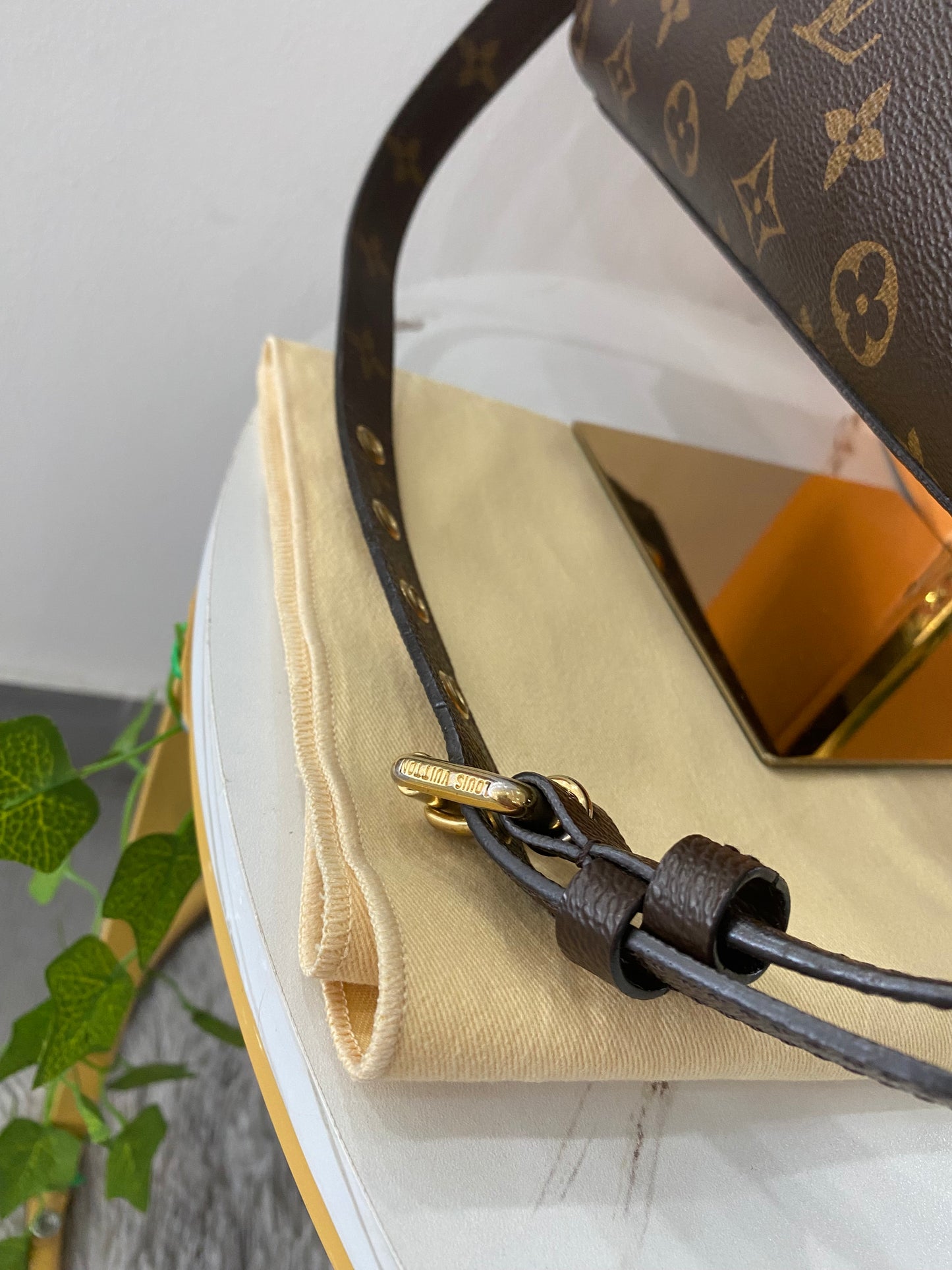 Borsa Louis Vuitton Montaigne BB