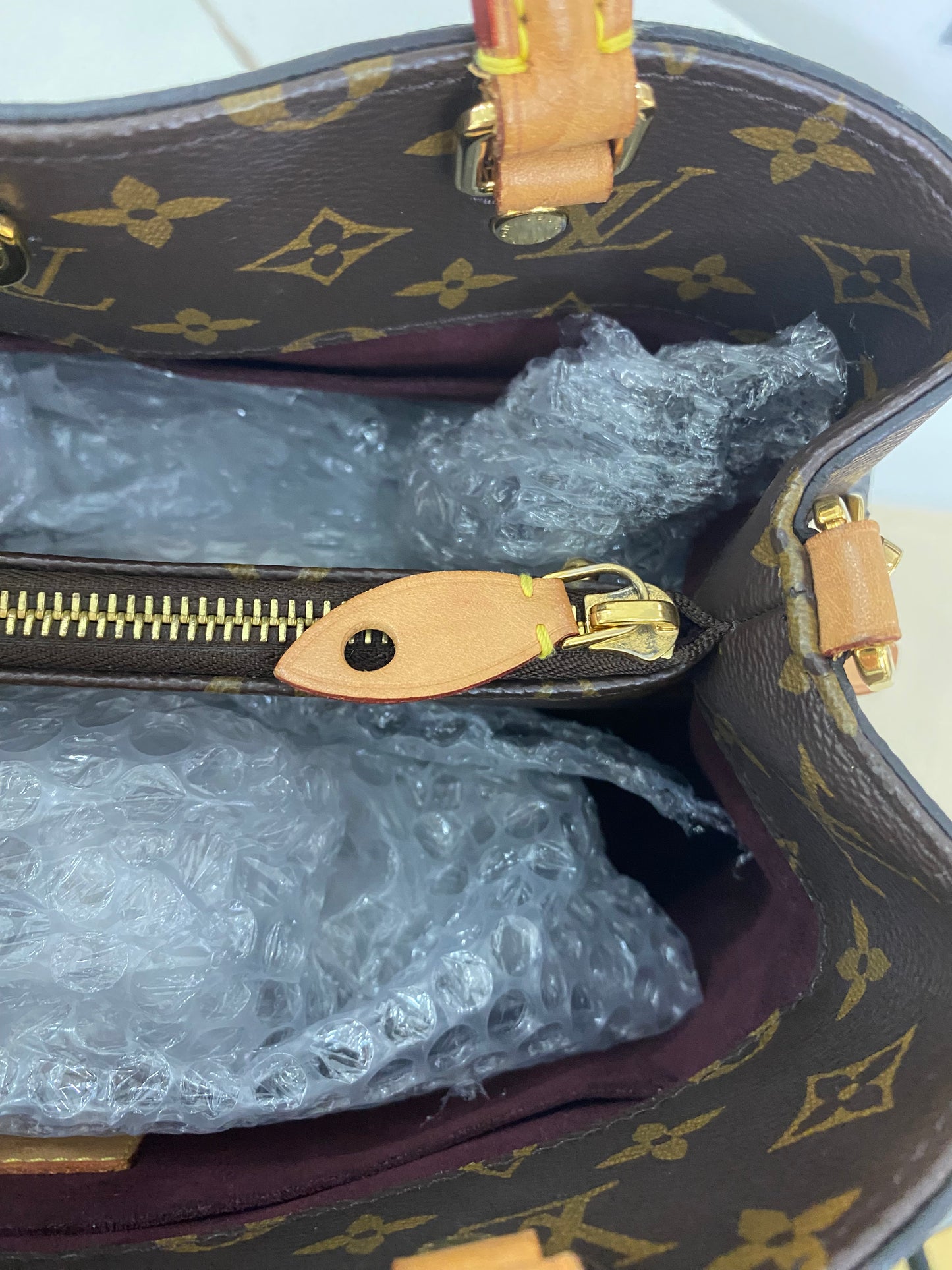 Borsa Louis Vuitton Montaigne MM