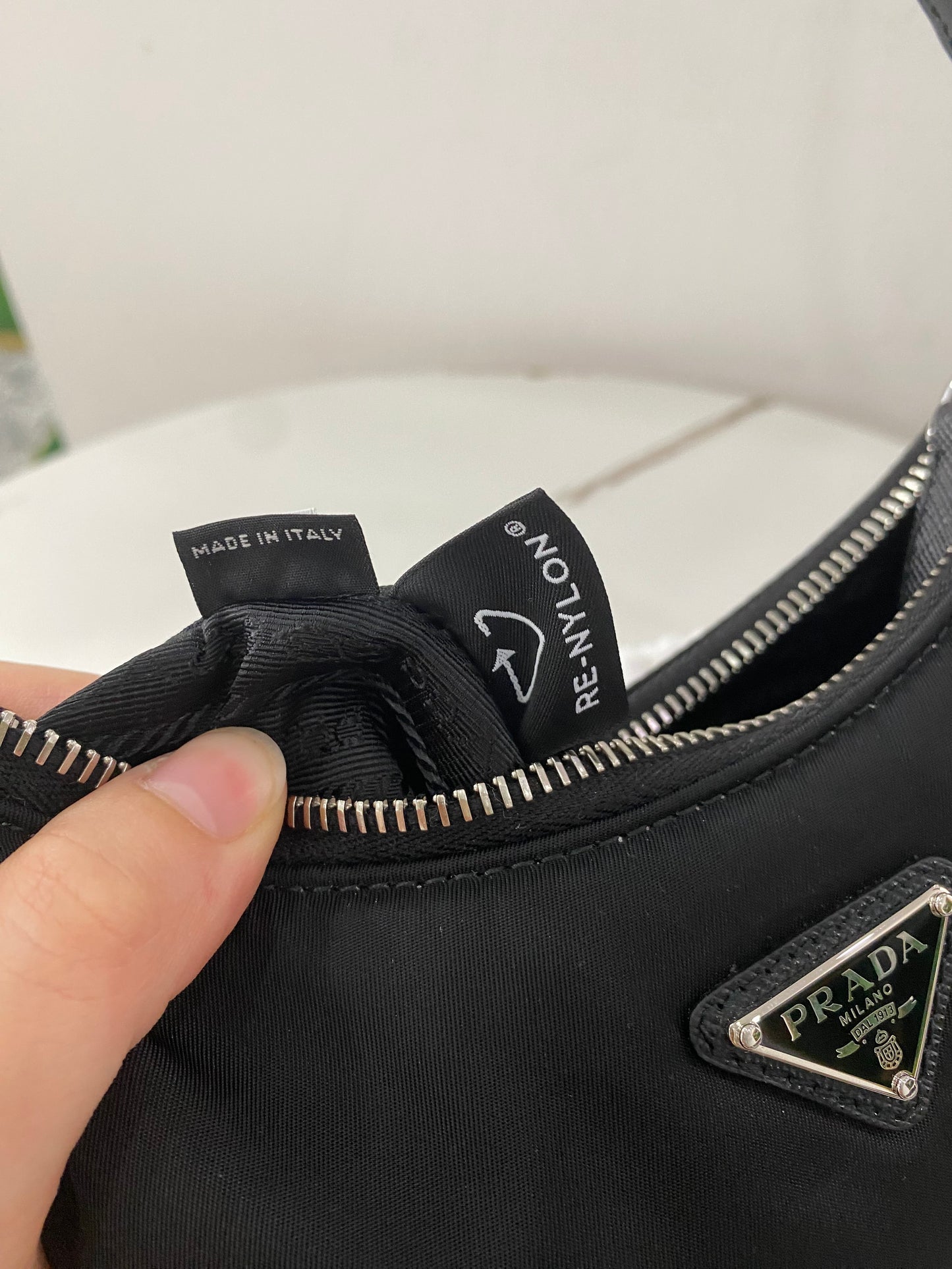 Borsa Mini Prada Re-Edition