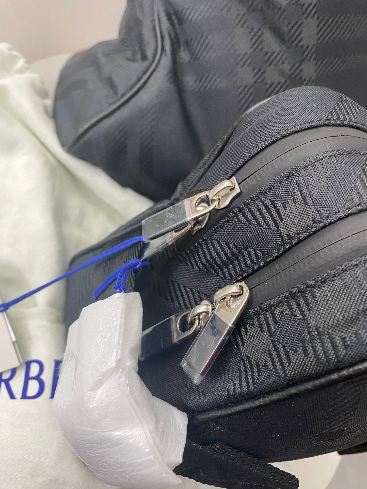 Set Borsa e pochette Burberry