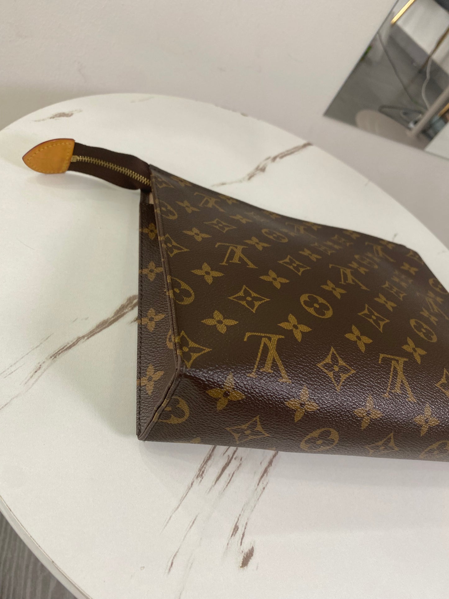 Pochette Louis Vuitton Toilette