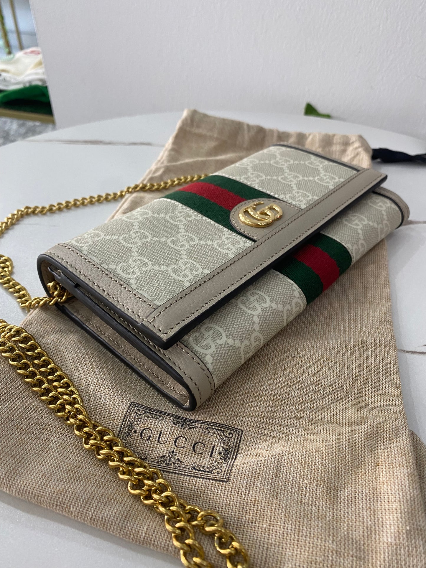 Portafoglio con tracolla Gucci Ophidia GG