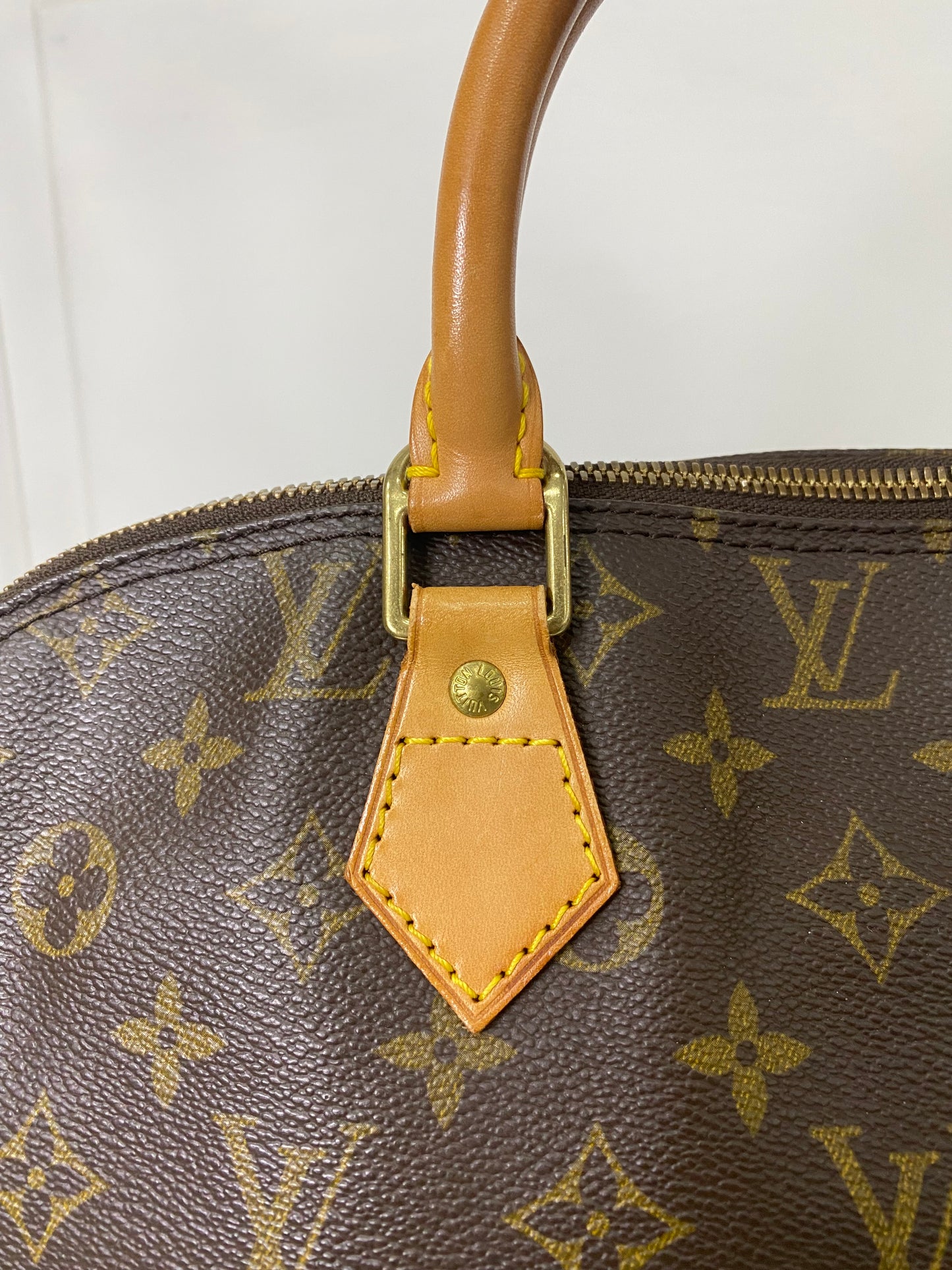 Louis Vuitton Alma PM