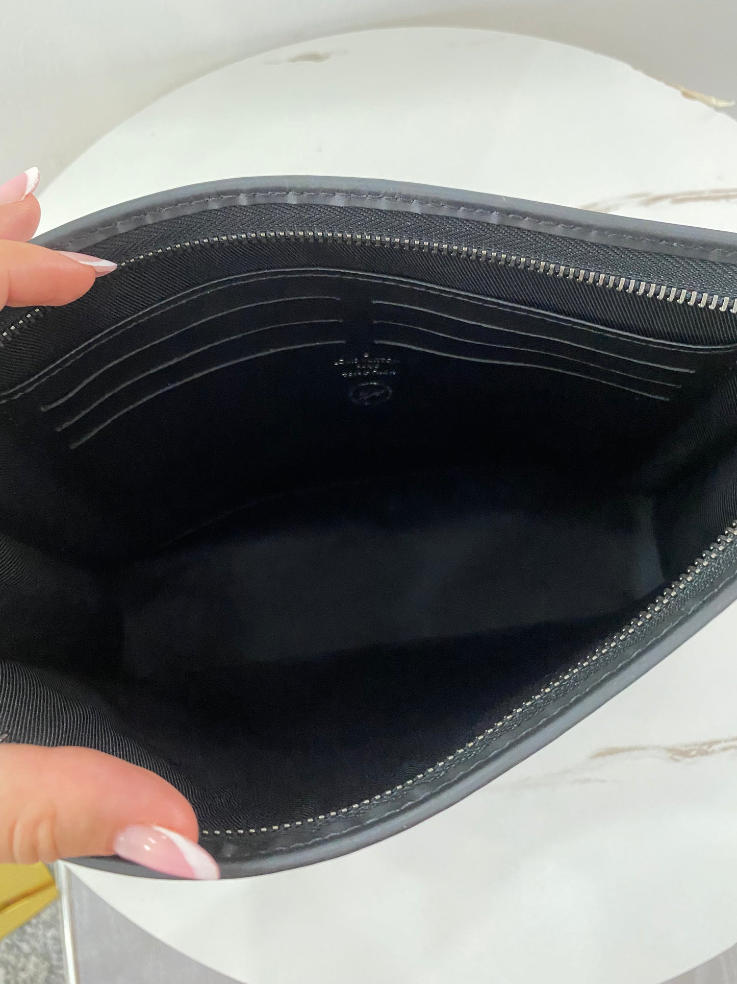 Pochette Louis Vuitton Voyage MM
