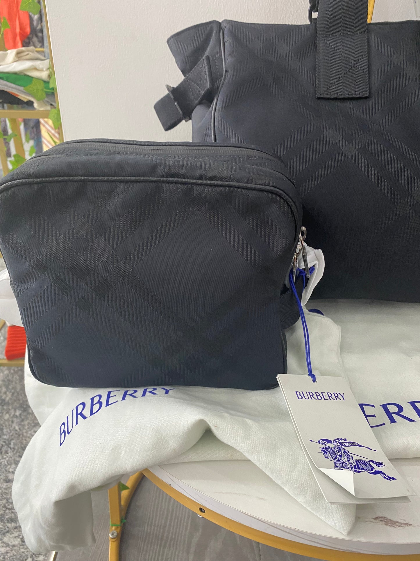 Set Borsa e pochette Burberry